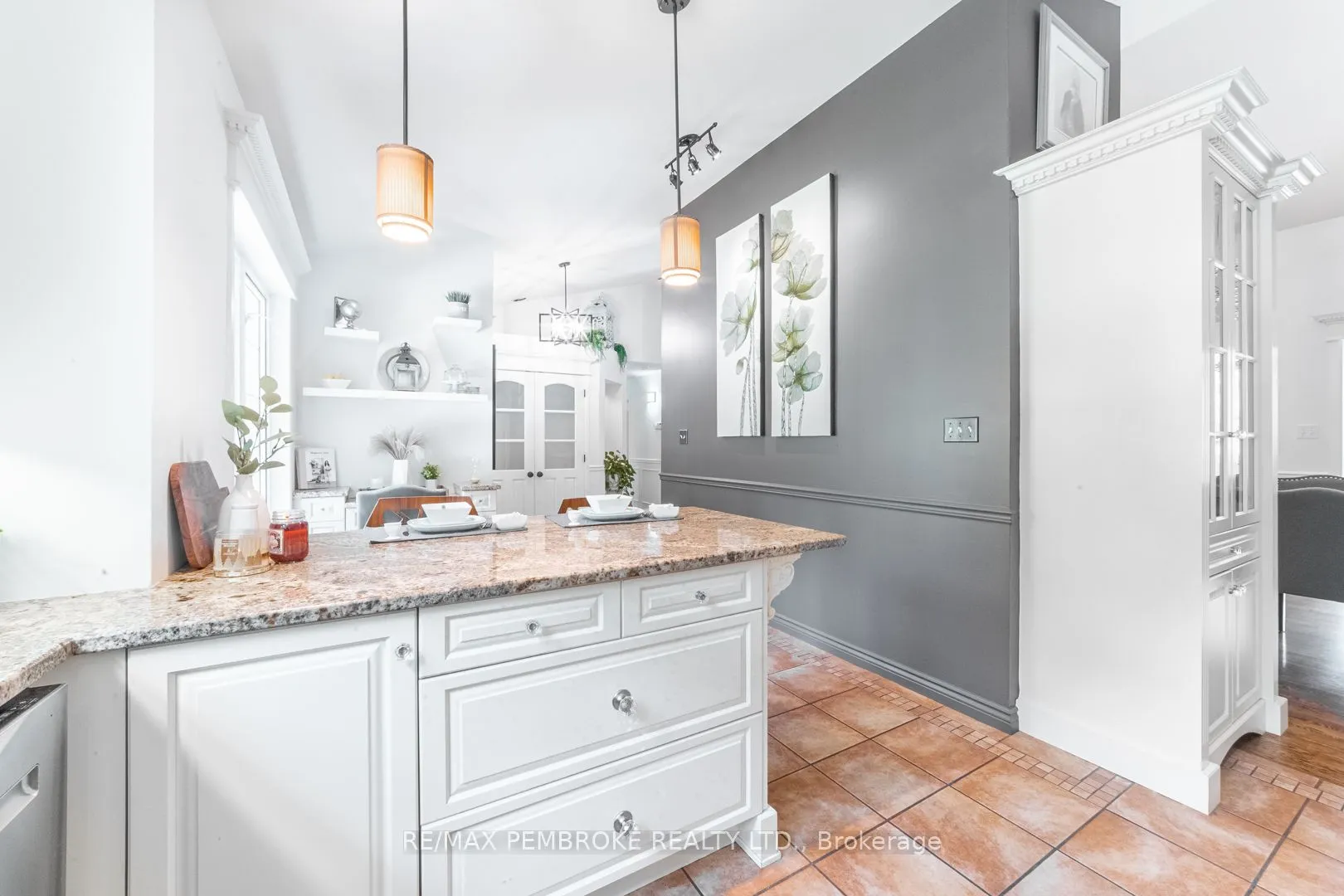 559 Black Bay Road