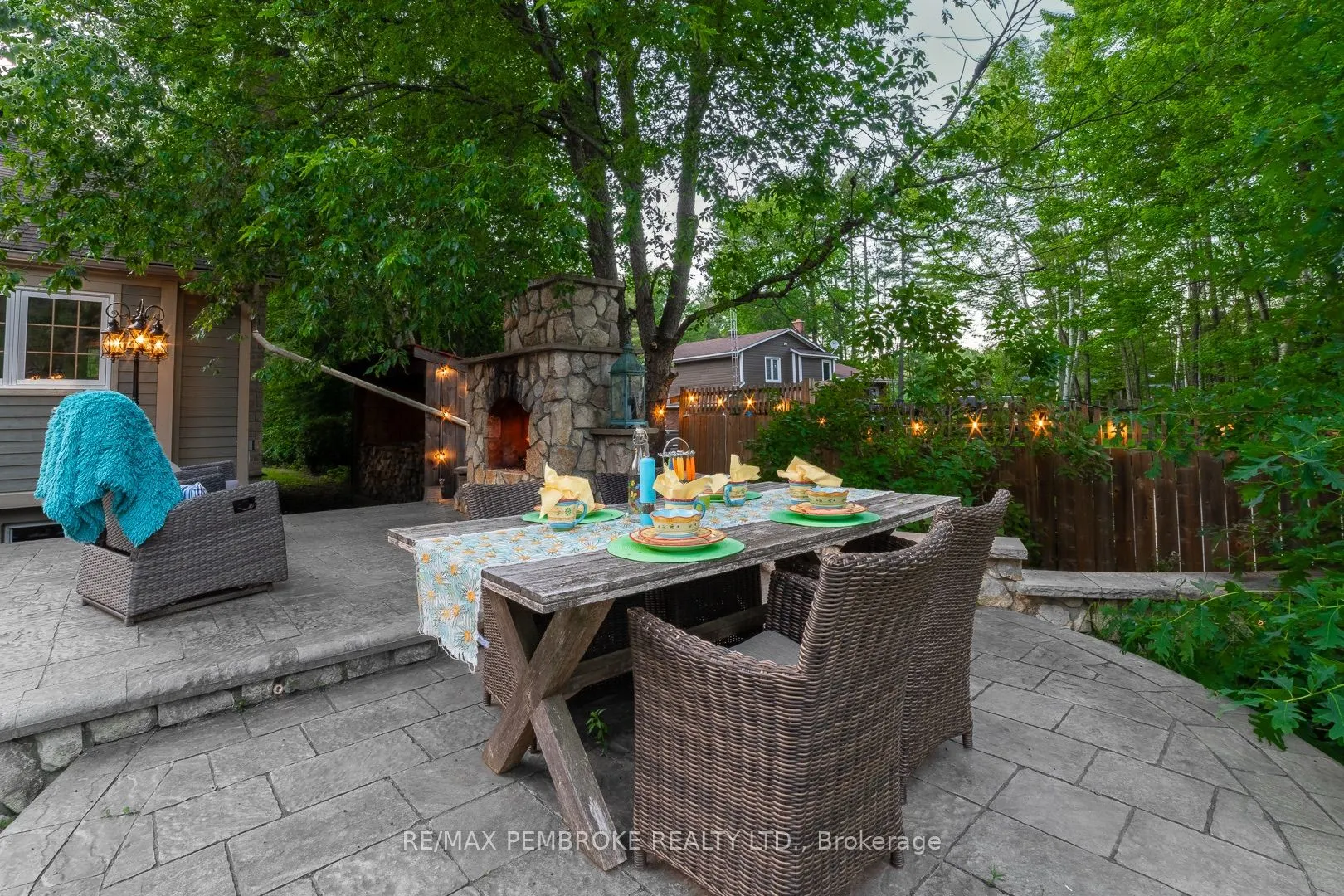 559 Black Bay Road