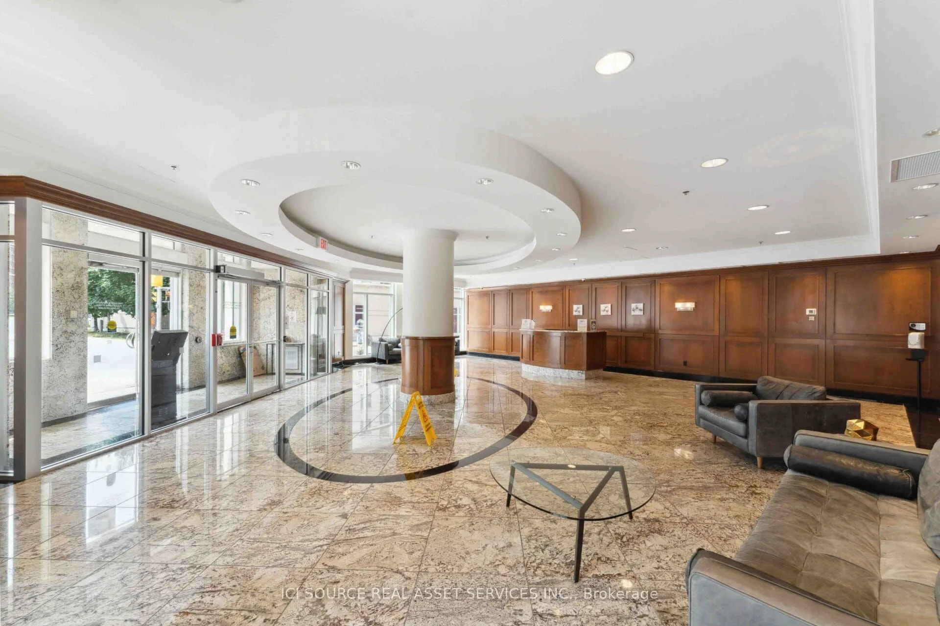 195 Besserer Street, #1708