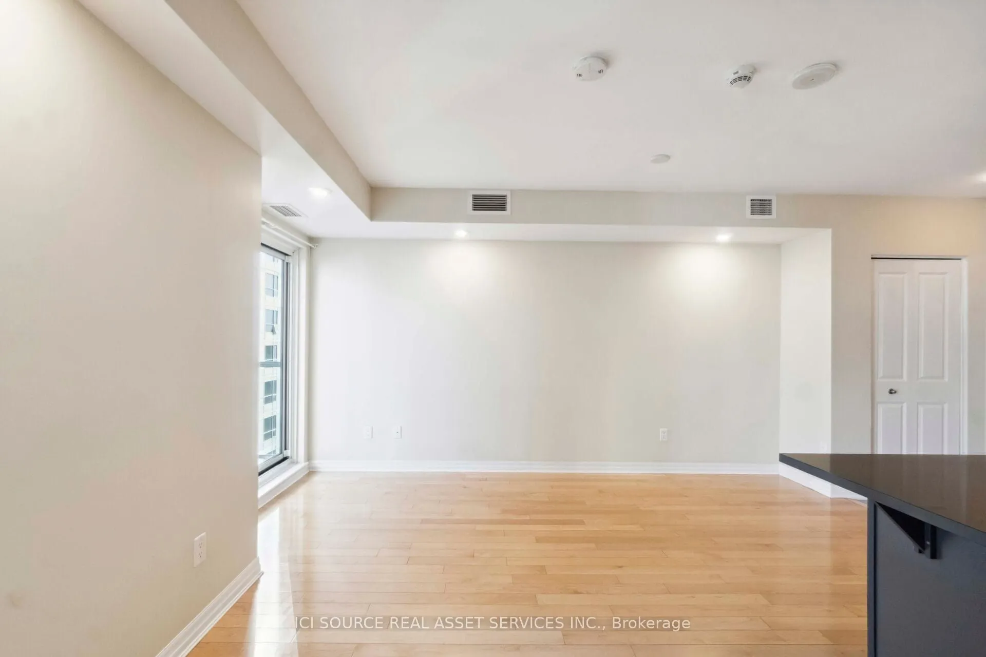 195 Besserer Street, #1708