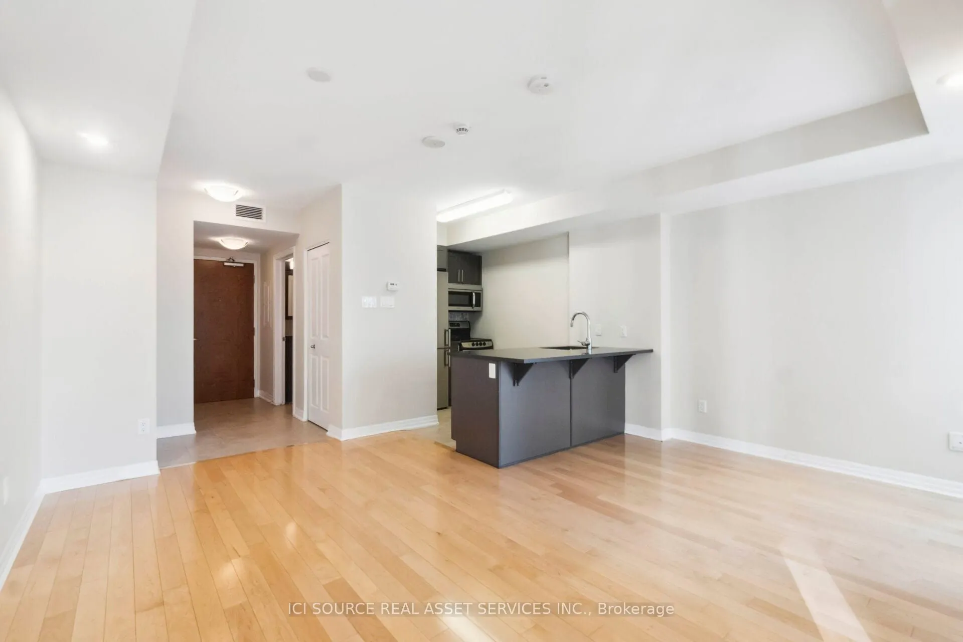 195 Besserer Street, #1708