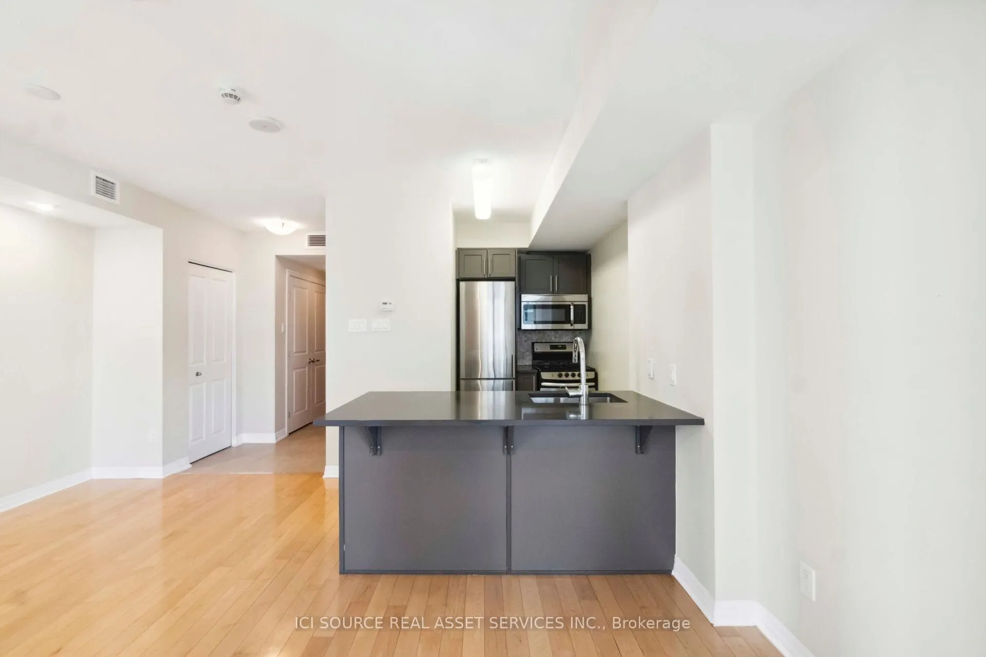 195 Besserer Street, #1708