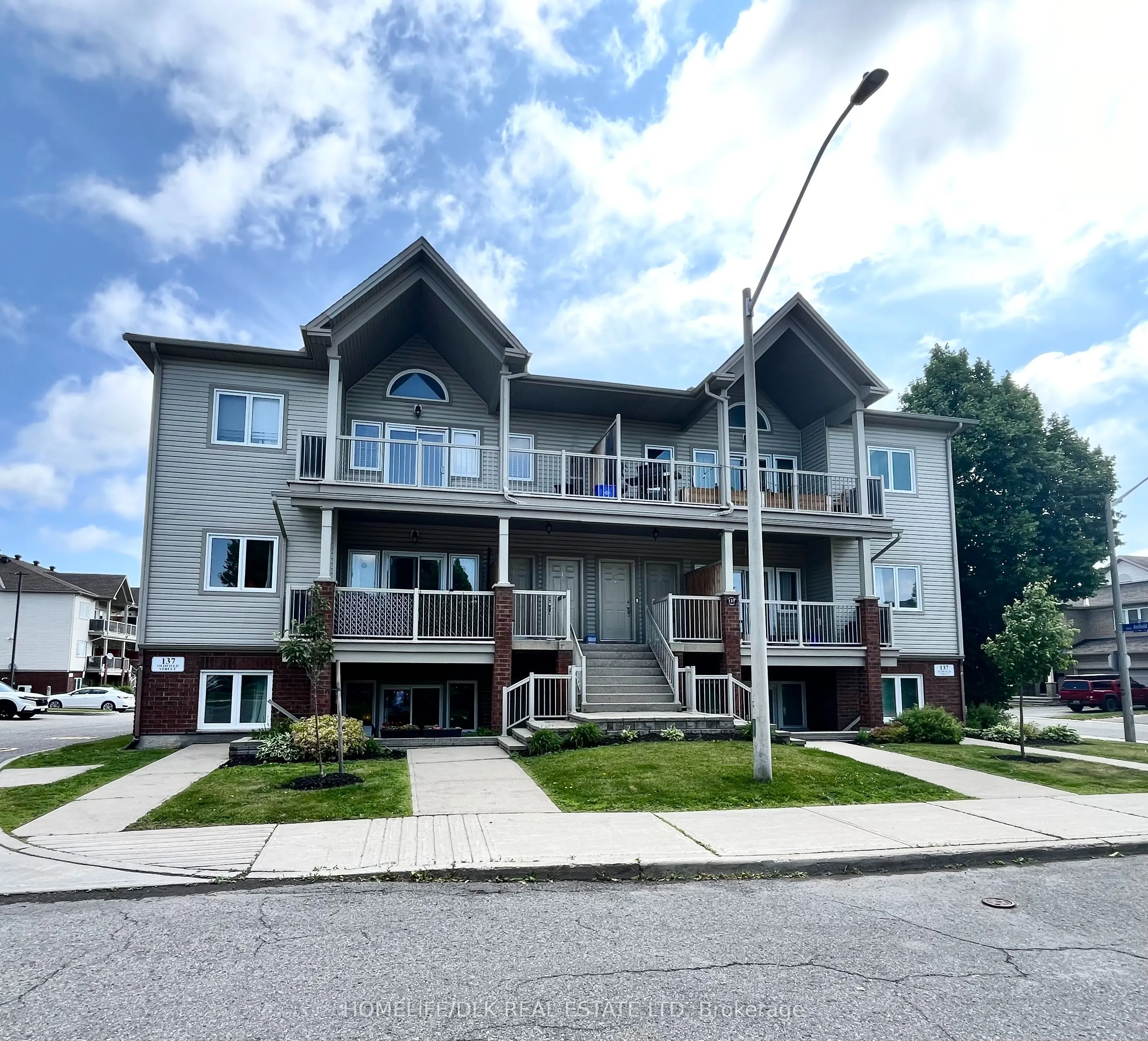 137 Oldfield Street, #D