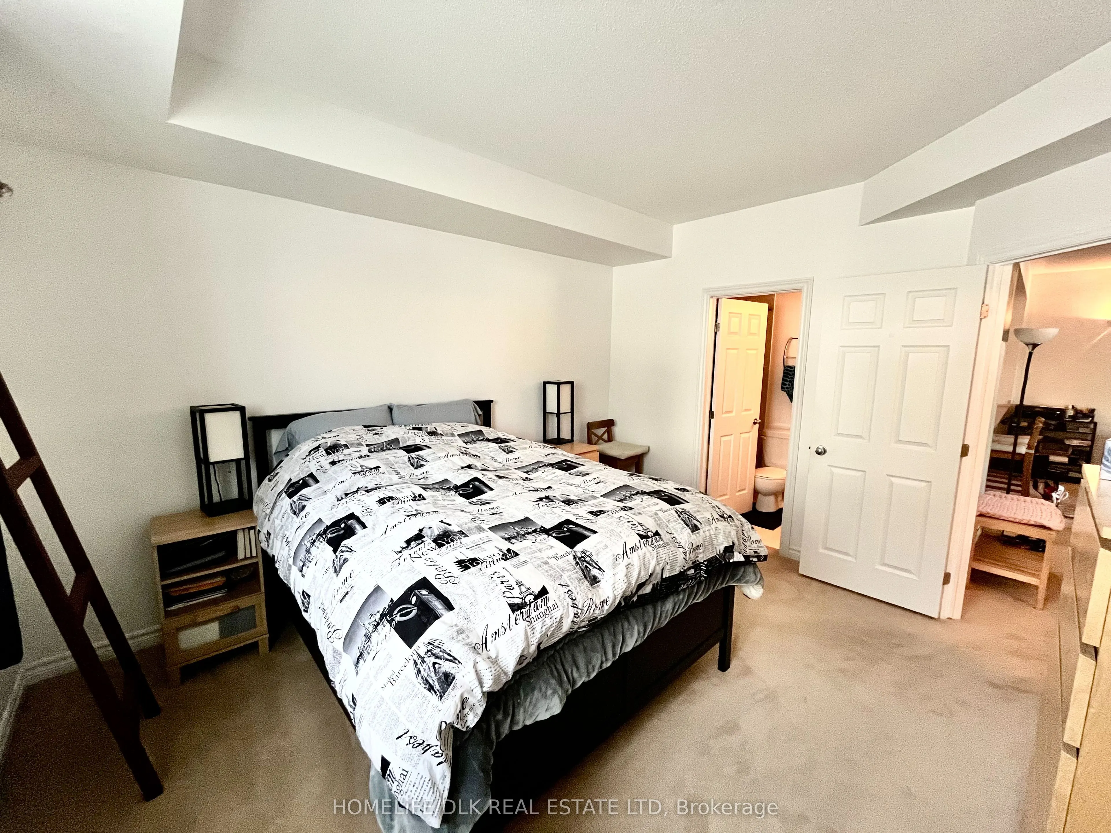 137 Oldfield Street, #D