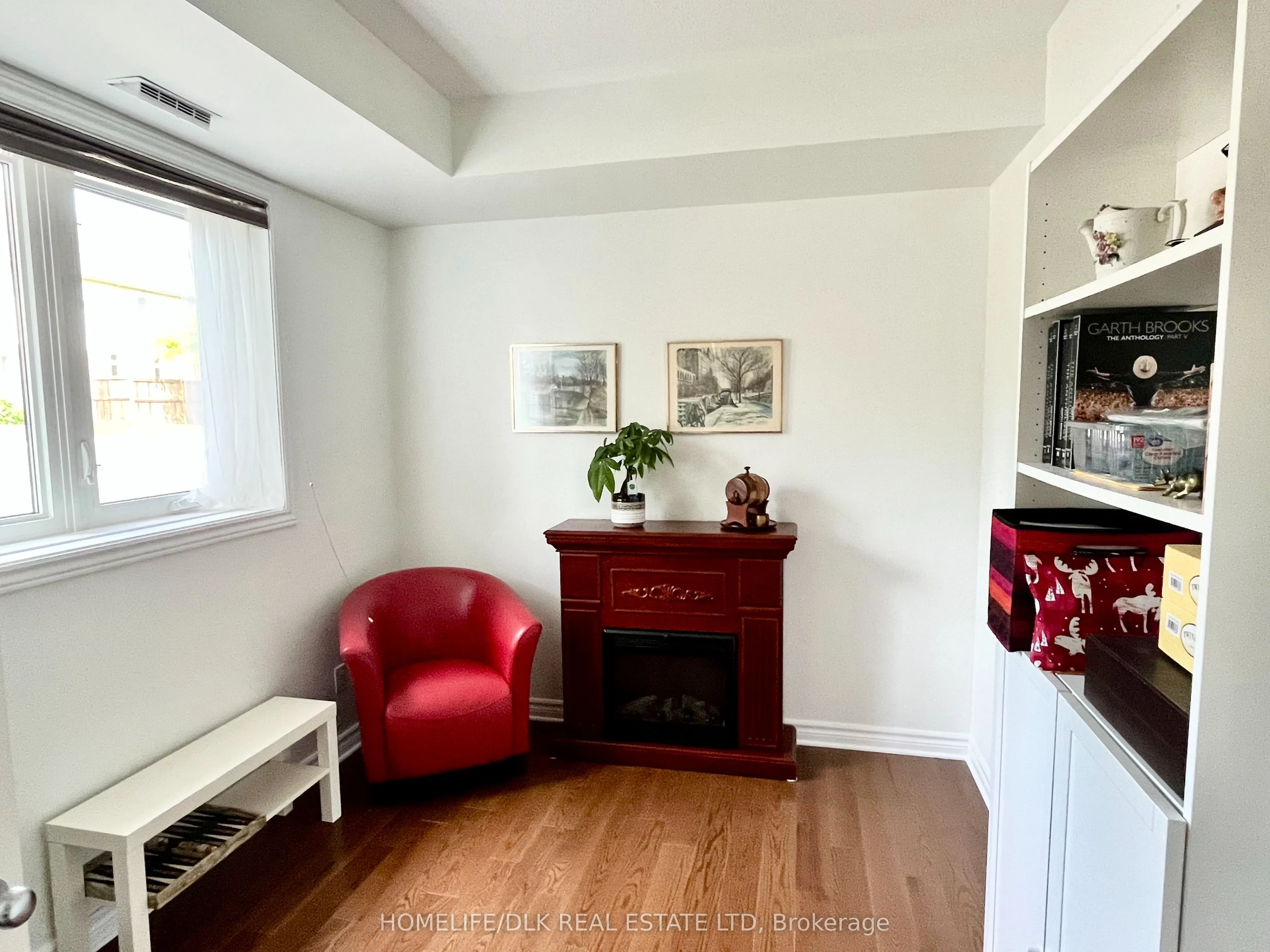 137 Oldfield Street, #D