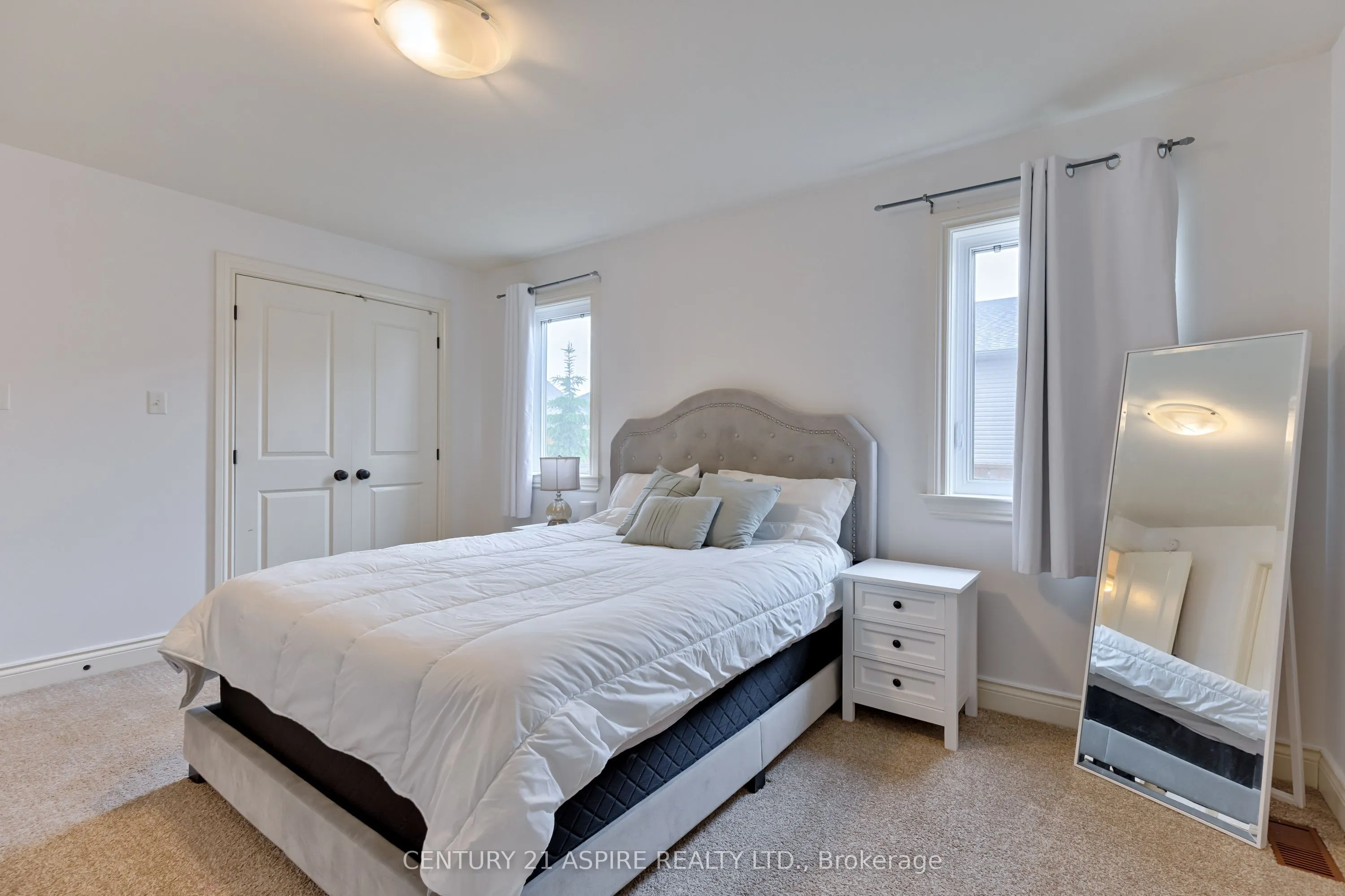 520 Gardner Crescent