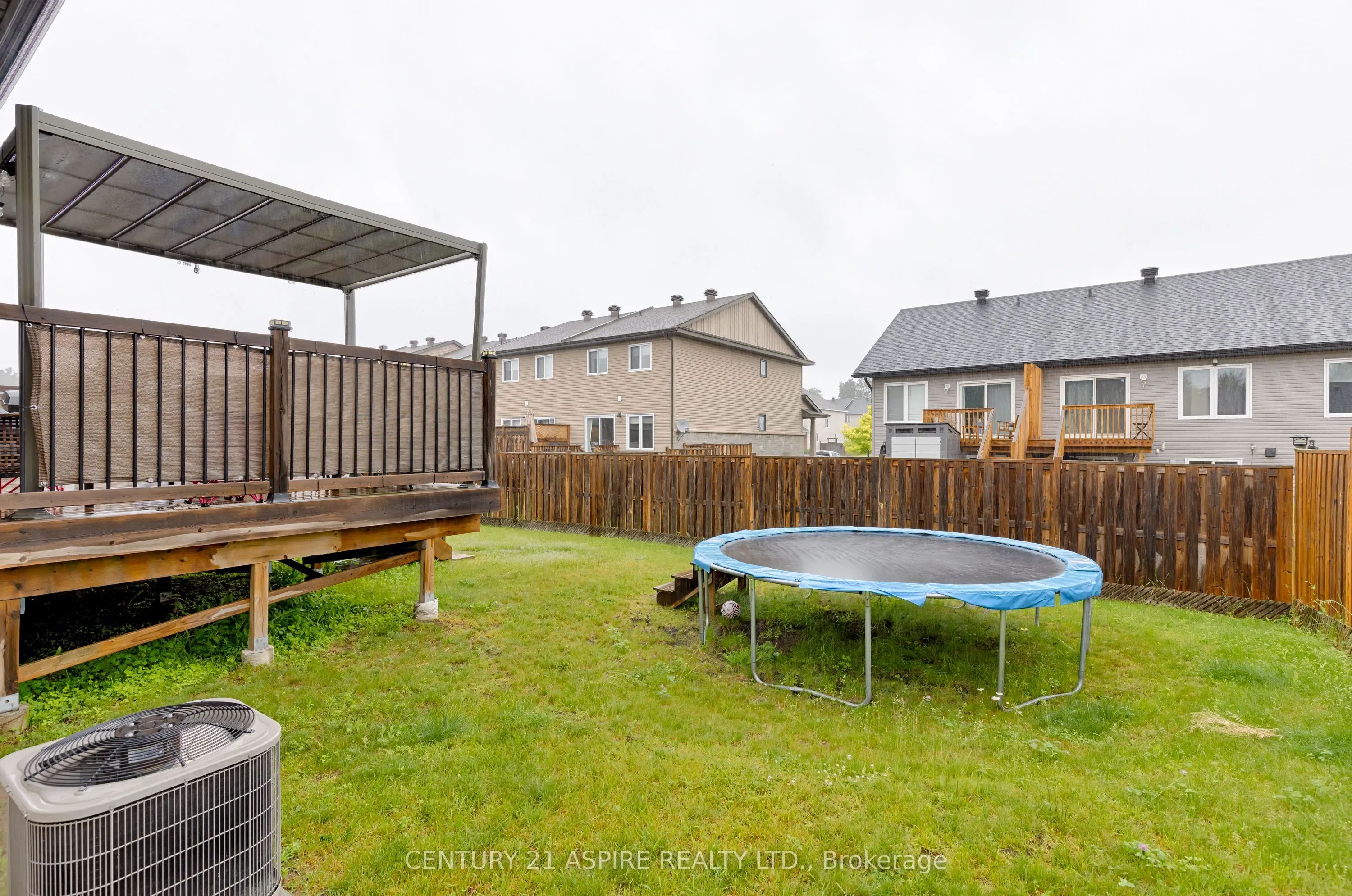 520 Gardner Crescent