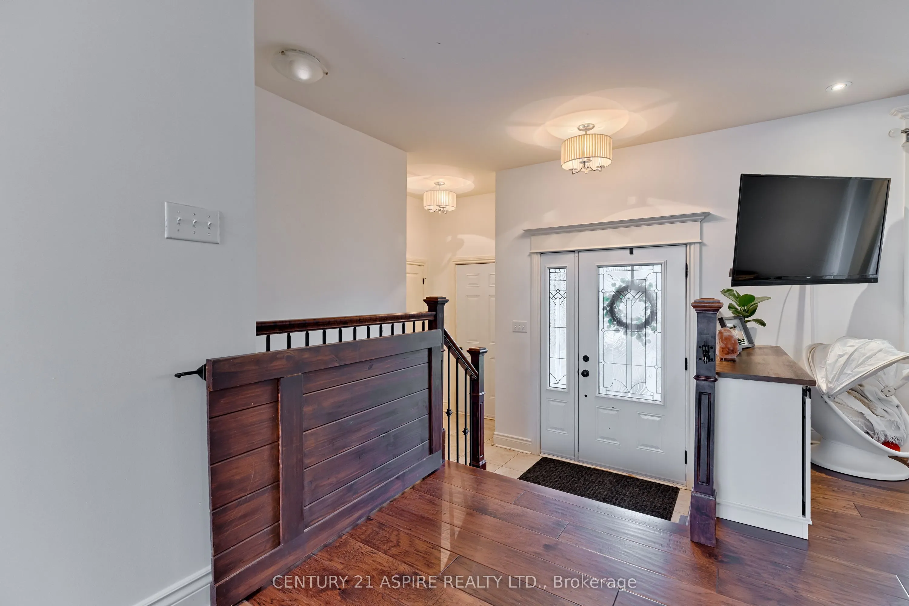 520 Gardner Crescent