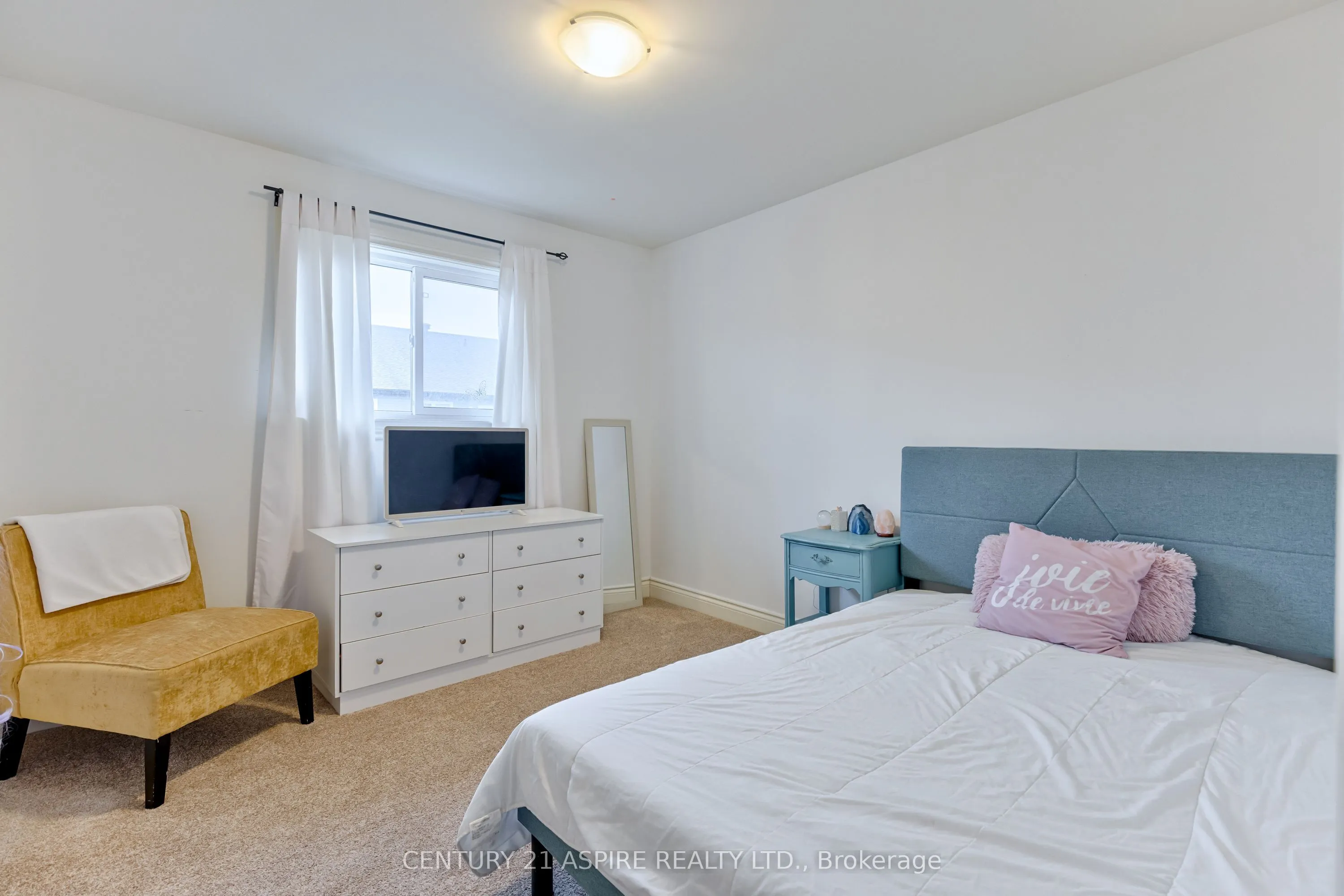 520 Gardner Crescent