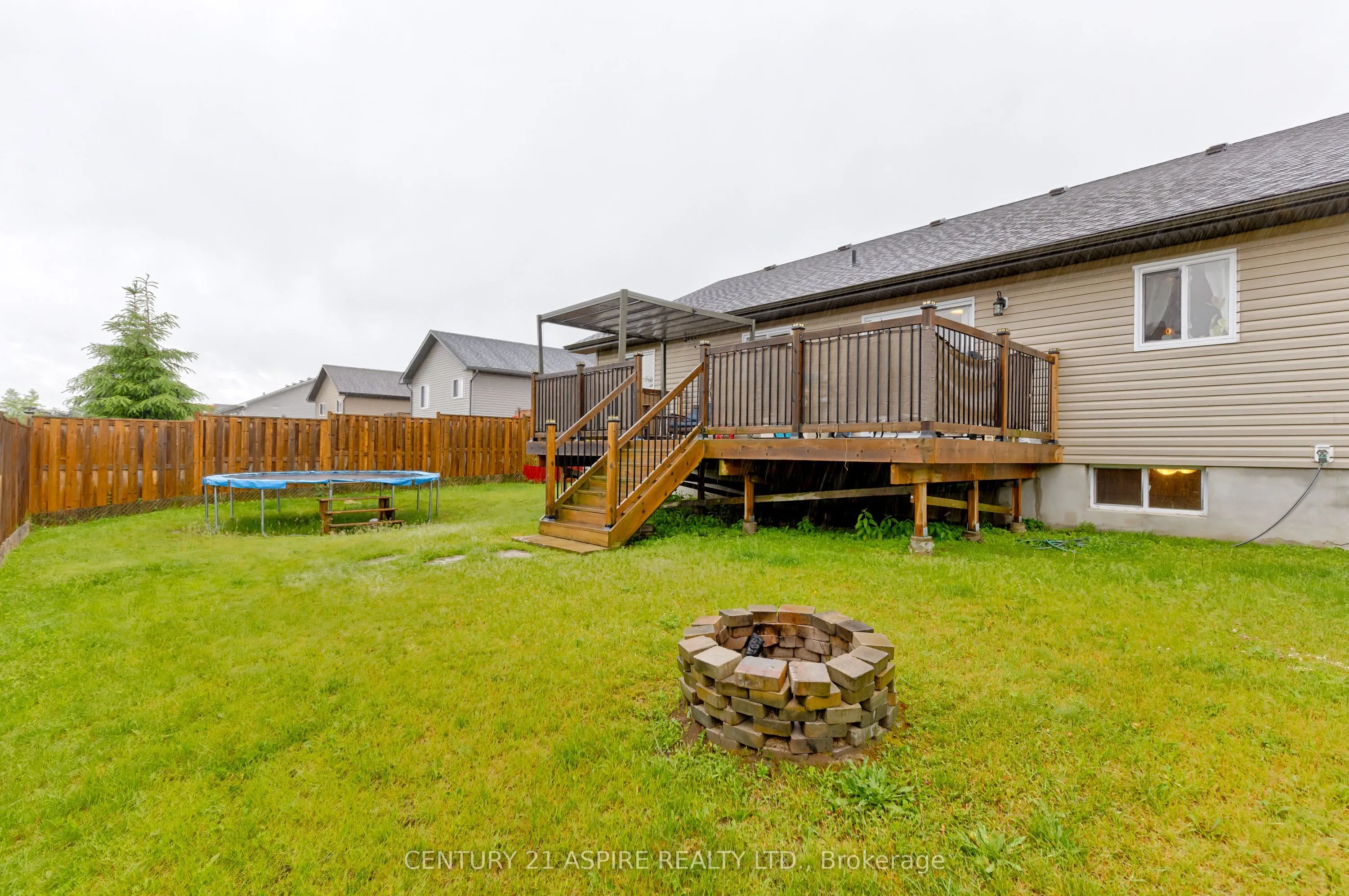 520 Gardner Crescent