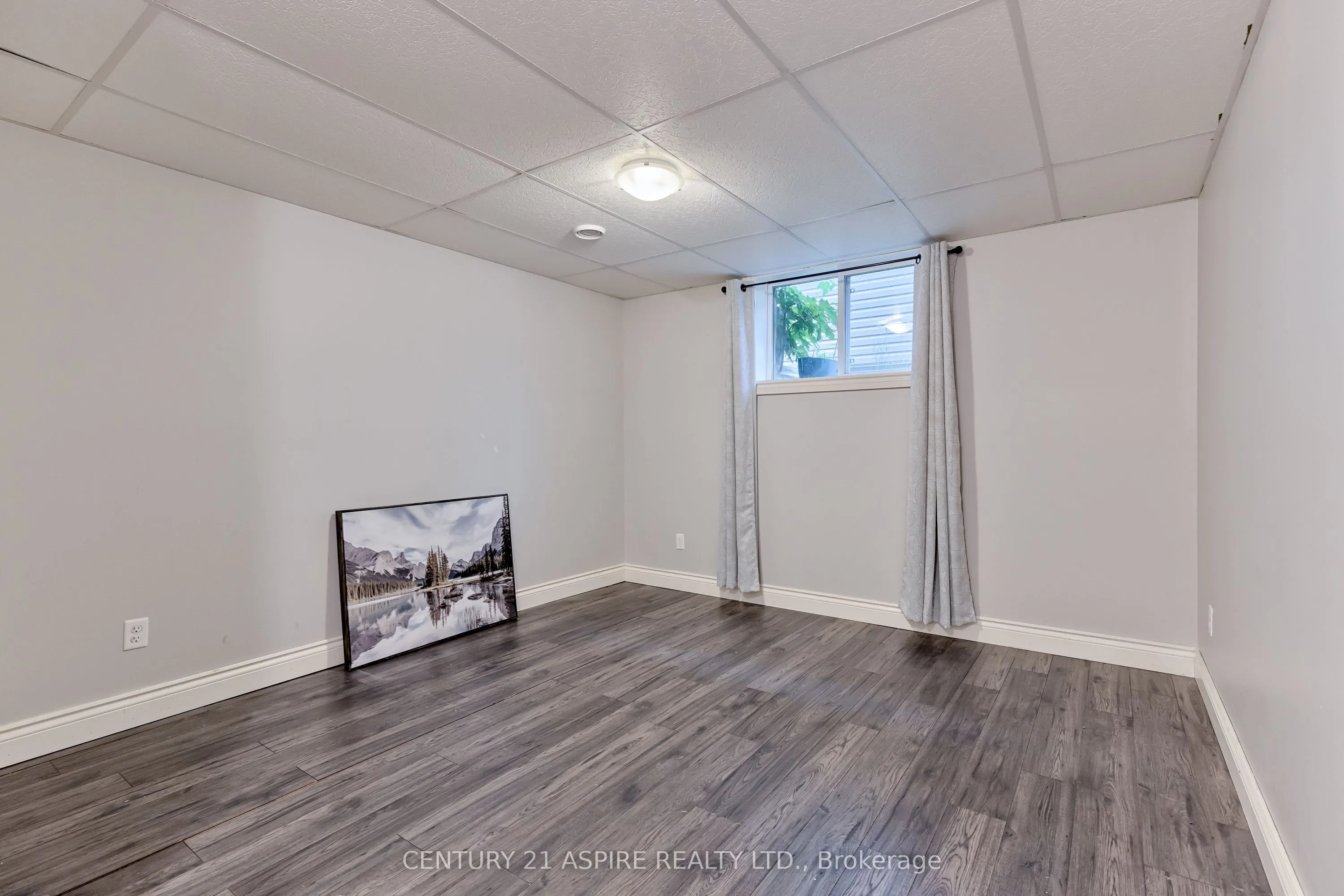 520 Gardner Crescent