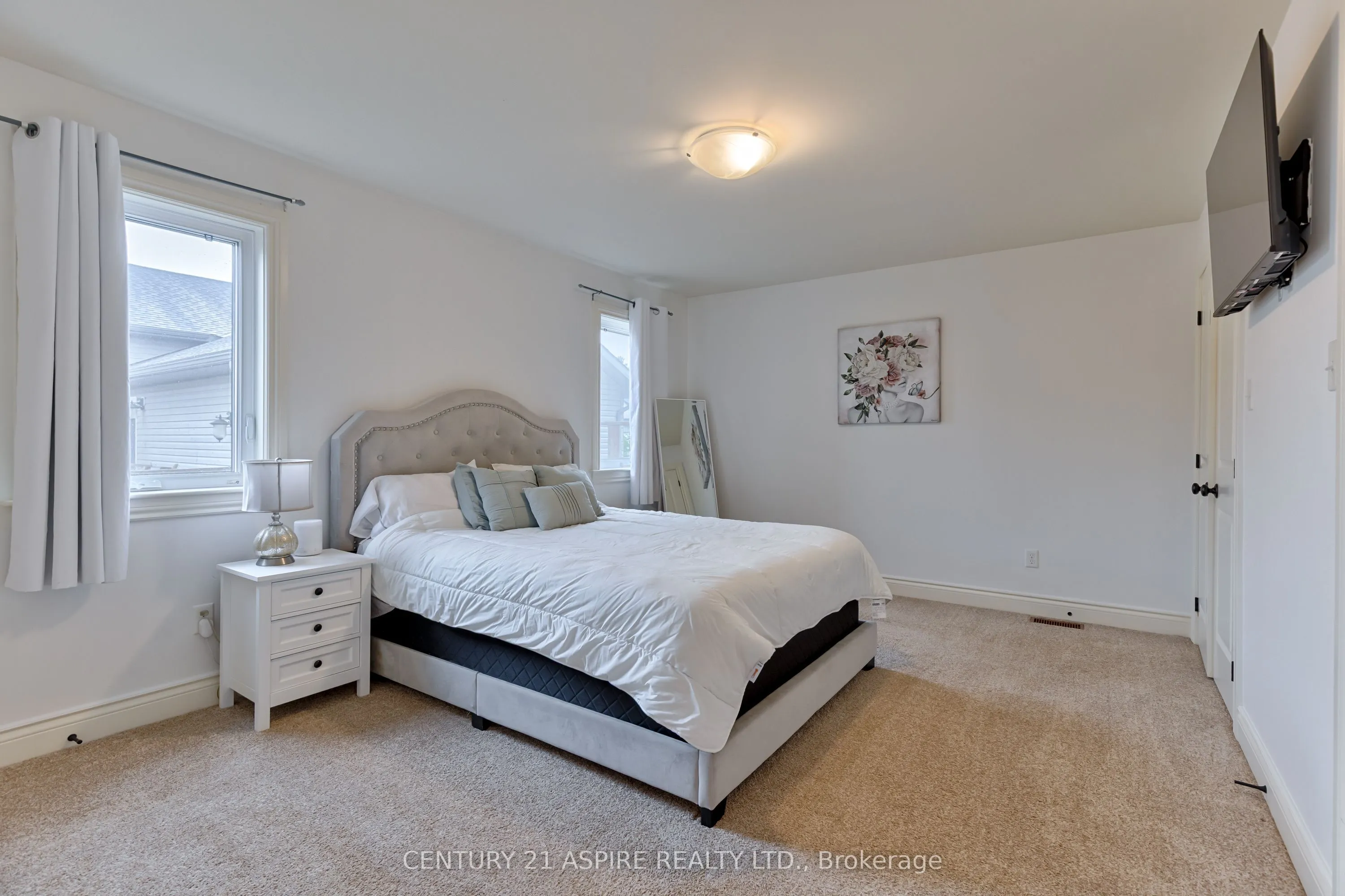 520 Gardner Crescent