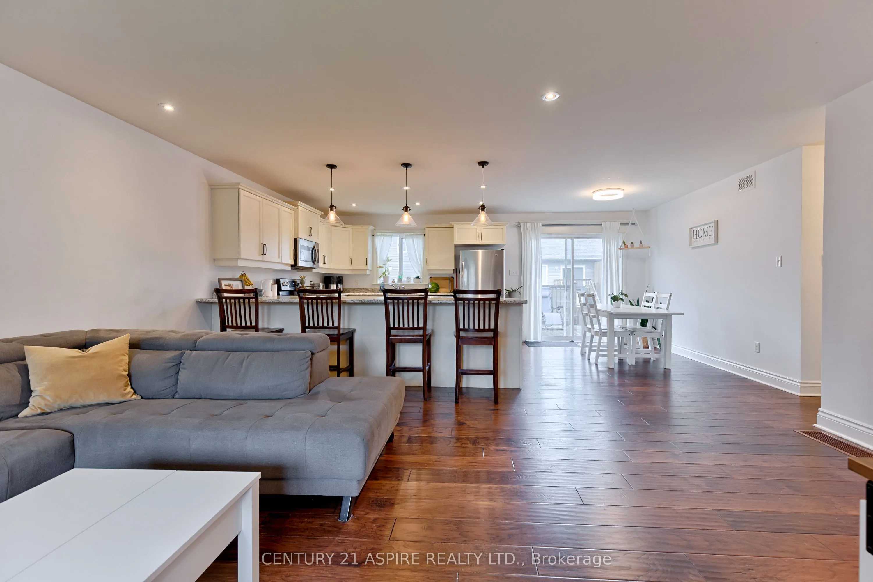 520 Gardner Crescent