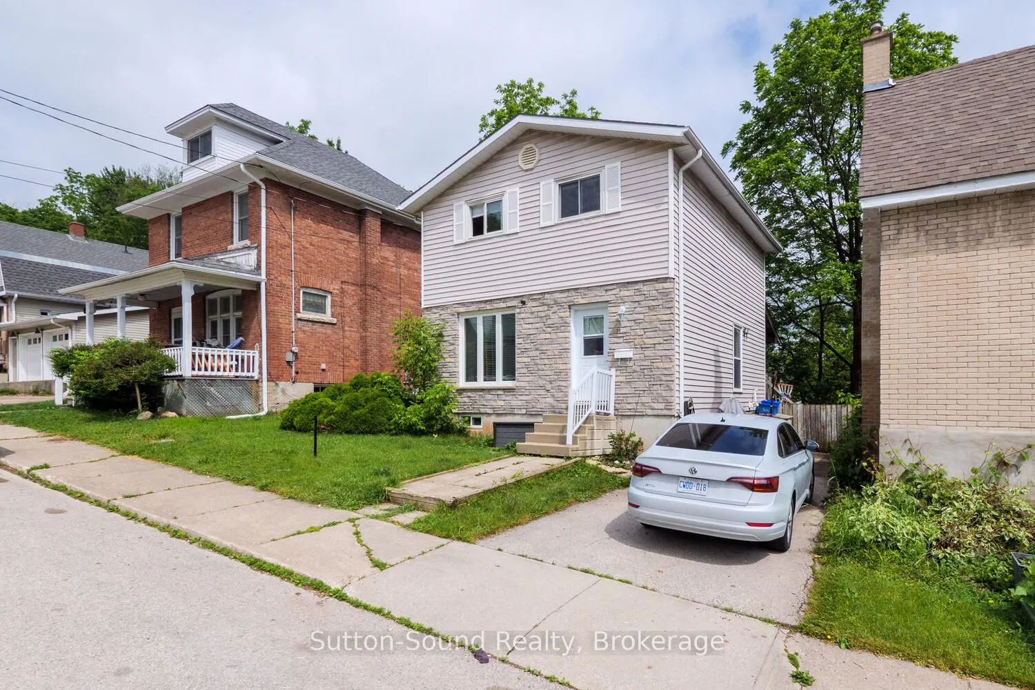 428 11TH A Street W