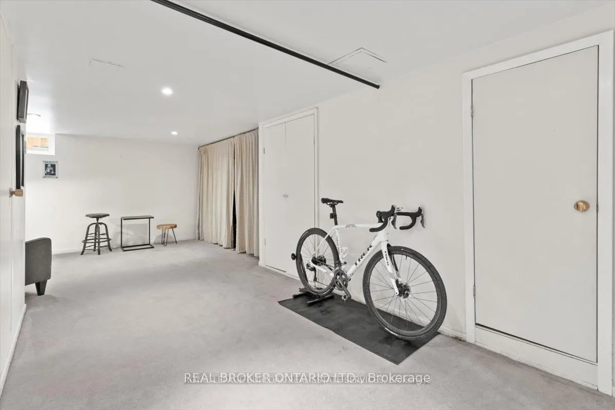 11 Colmar Place, #2