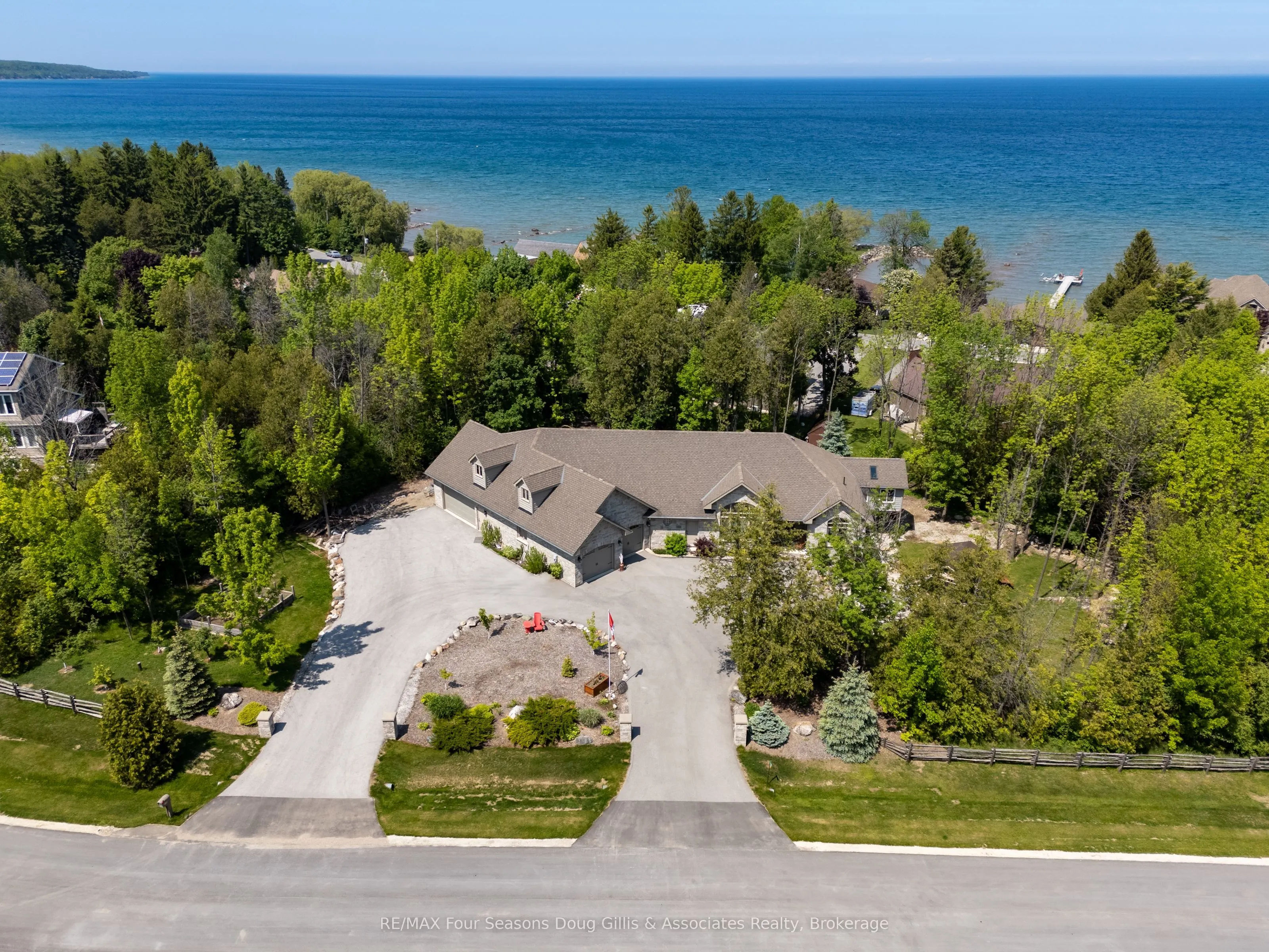 135 Algonquin Drive
