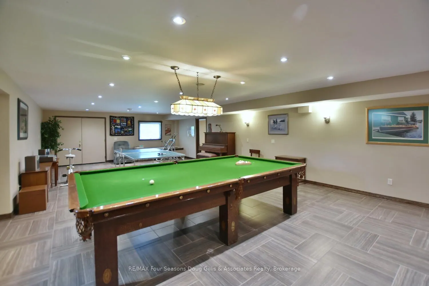 135 Algonquin Drive