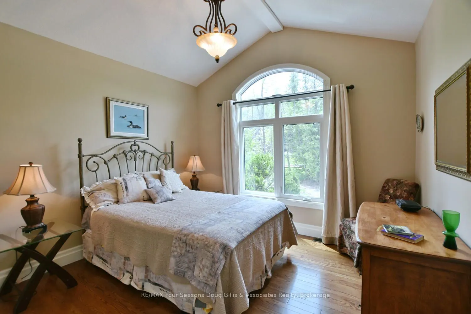135 Algonquin Drive