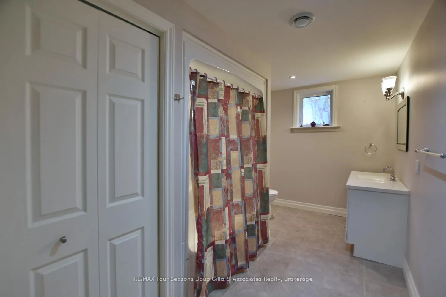 135 Algonquin Drive
