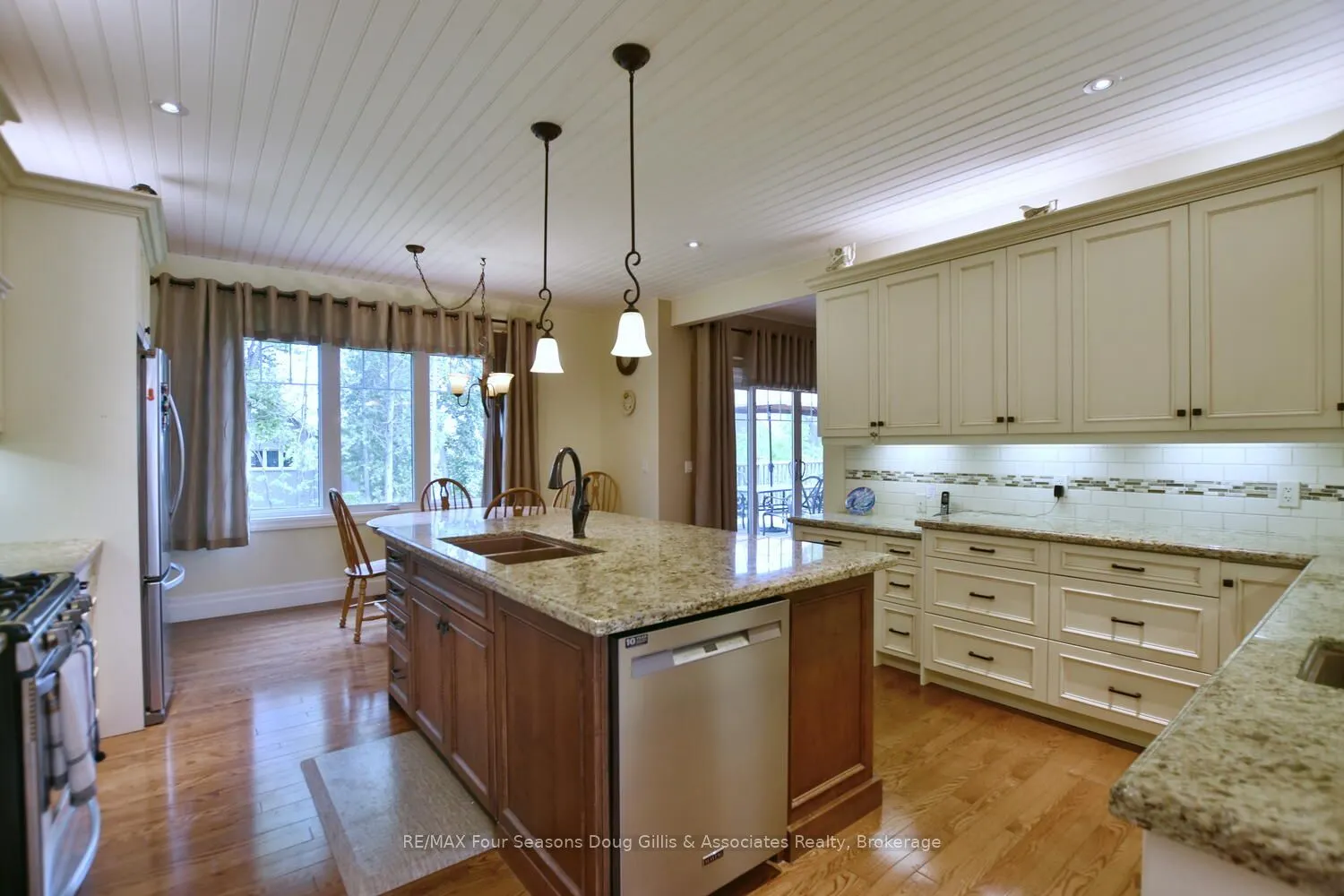 135 Algonquin Drive