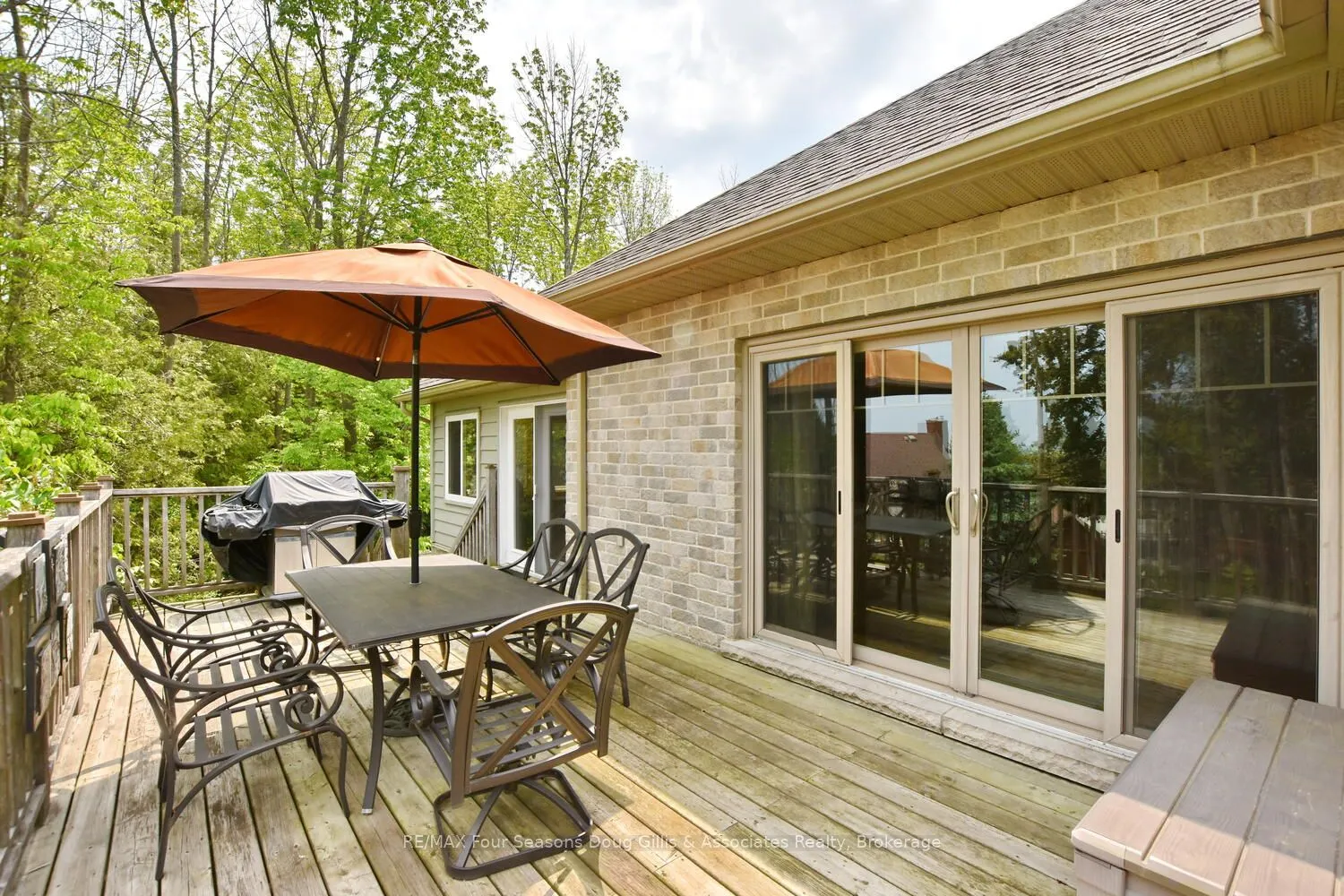 135 Algonquin Drive