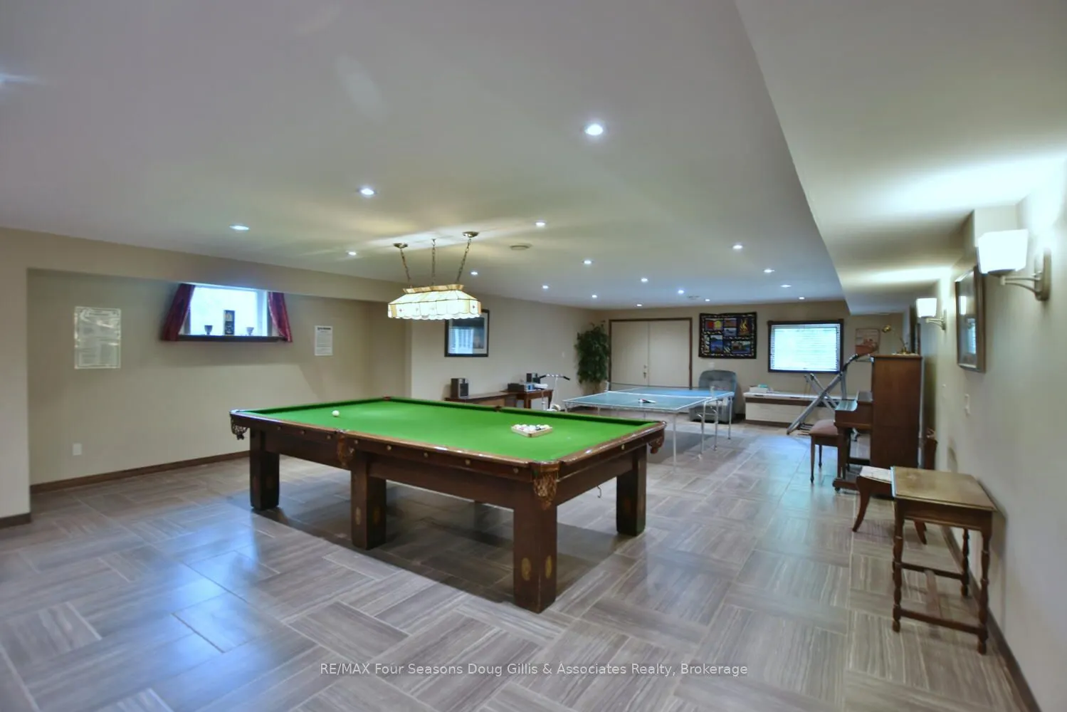 135 Algonquin Drive