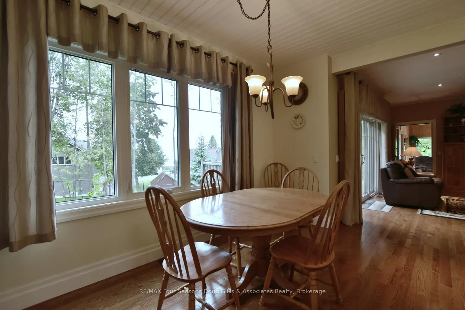 135 Algonquin Drive