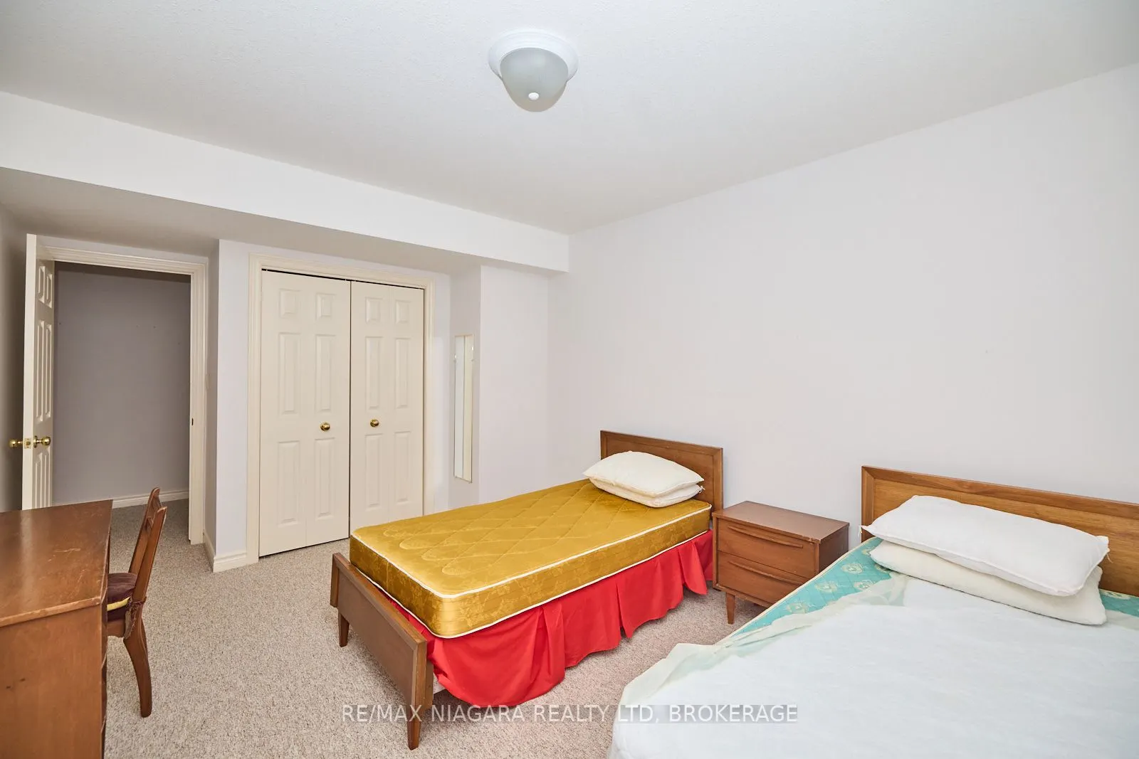 6869 Imperial Court