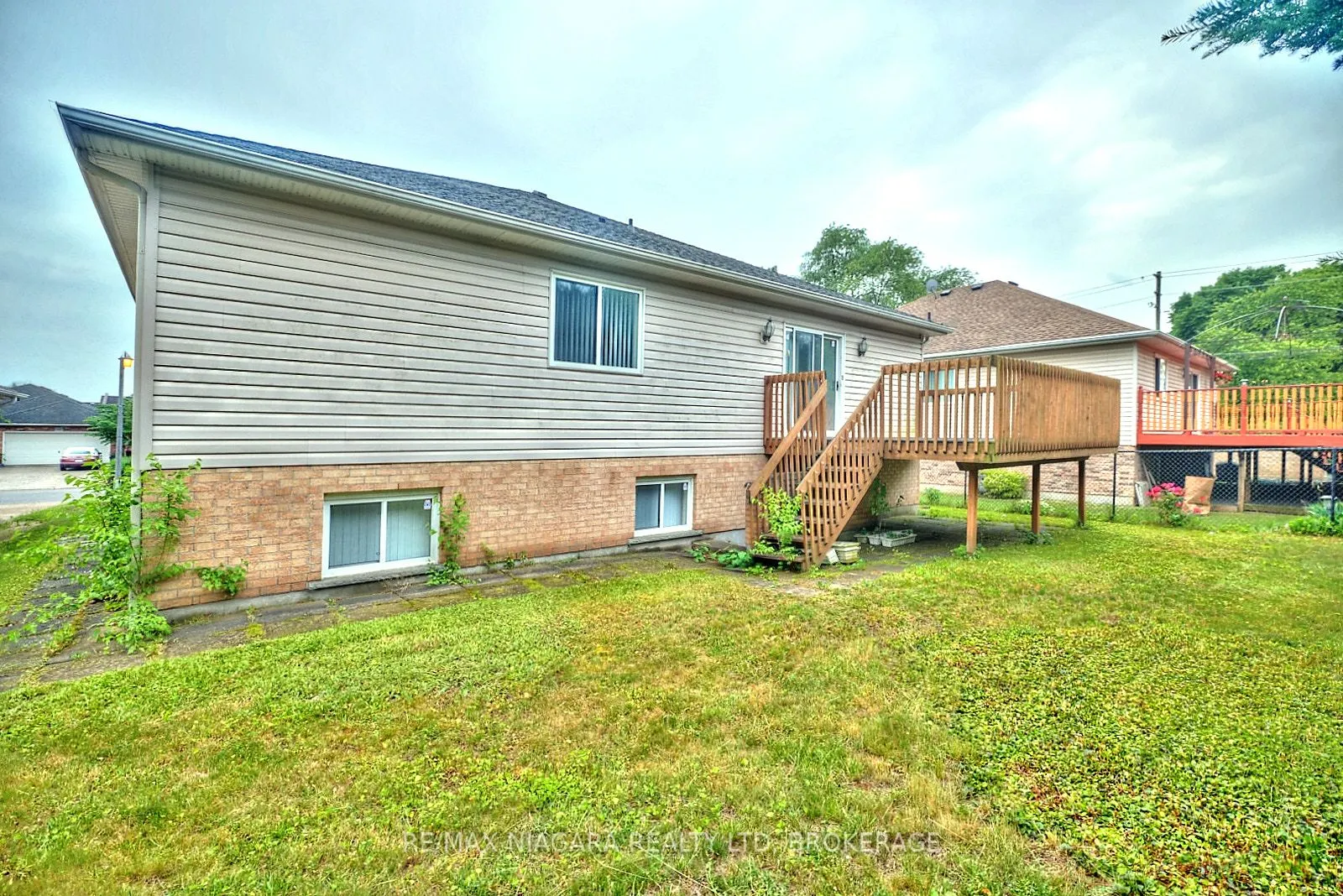 6869 Imperial Court