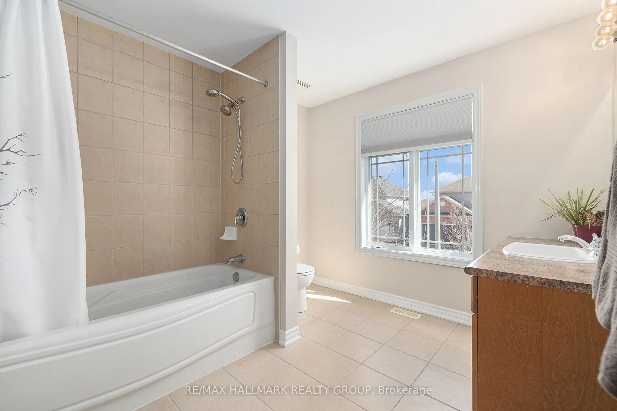 220 Celtic Ridge Crescent