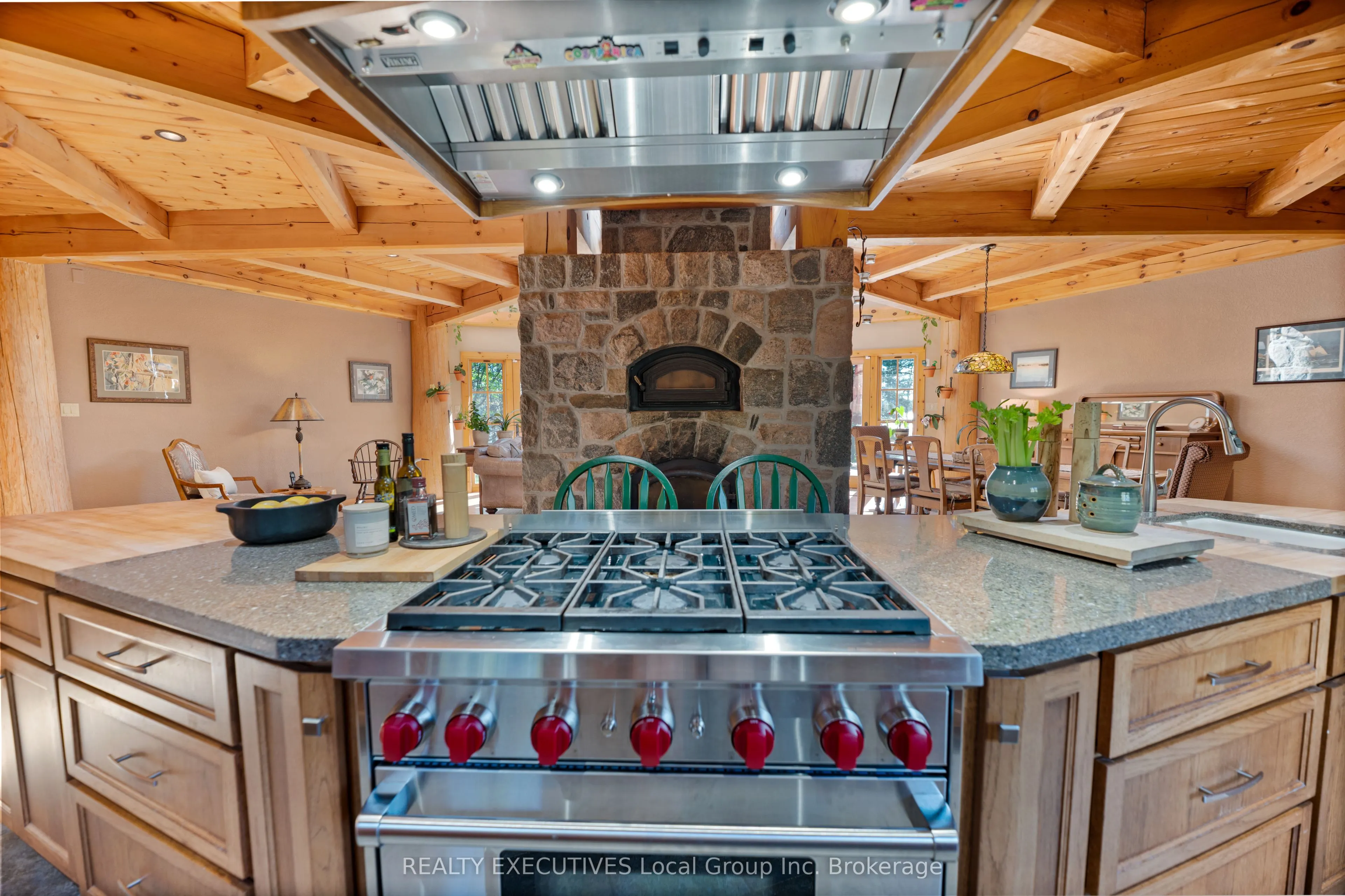 103 HUNTERS BAY Road