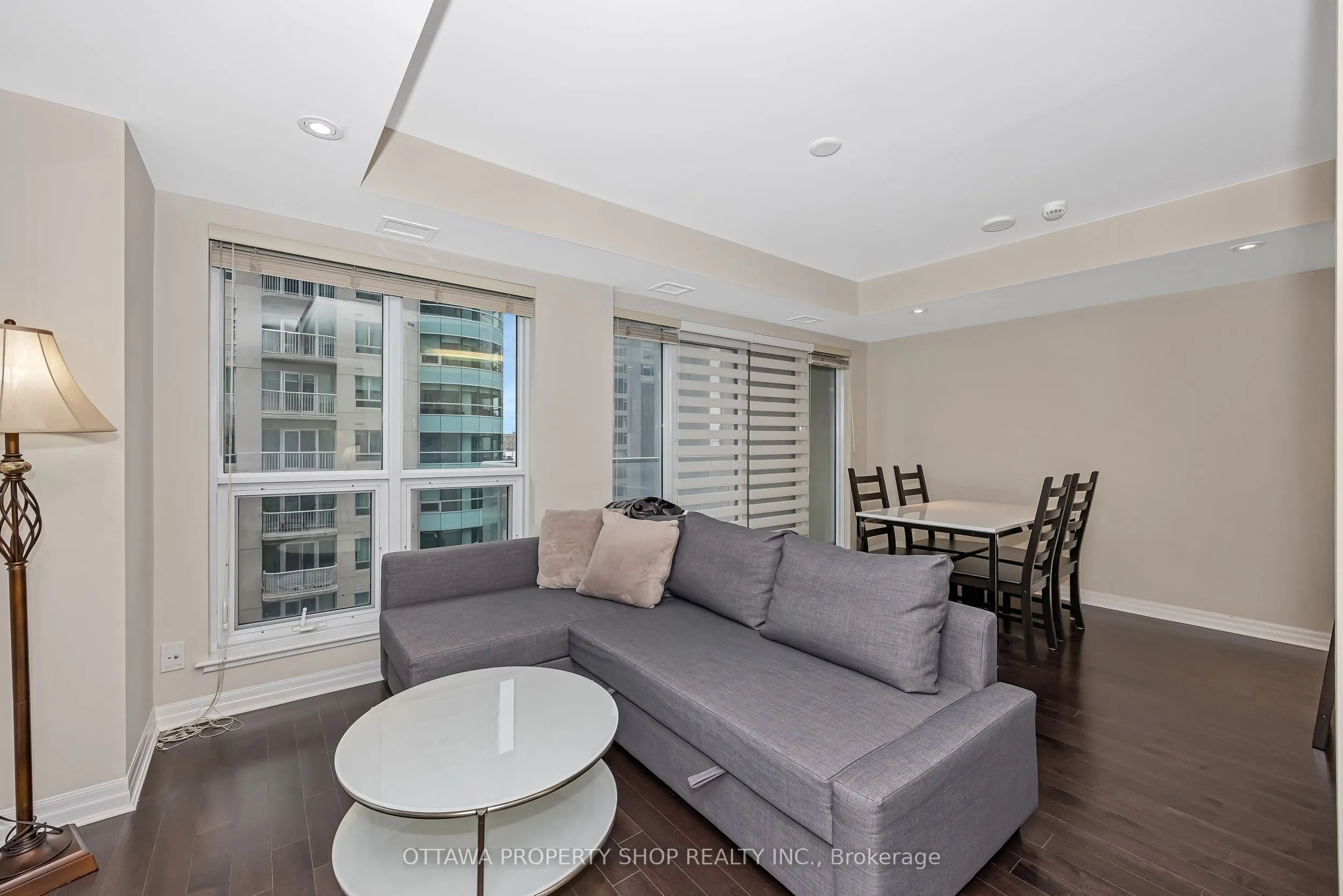 242 Rideau Street