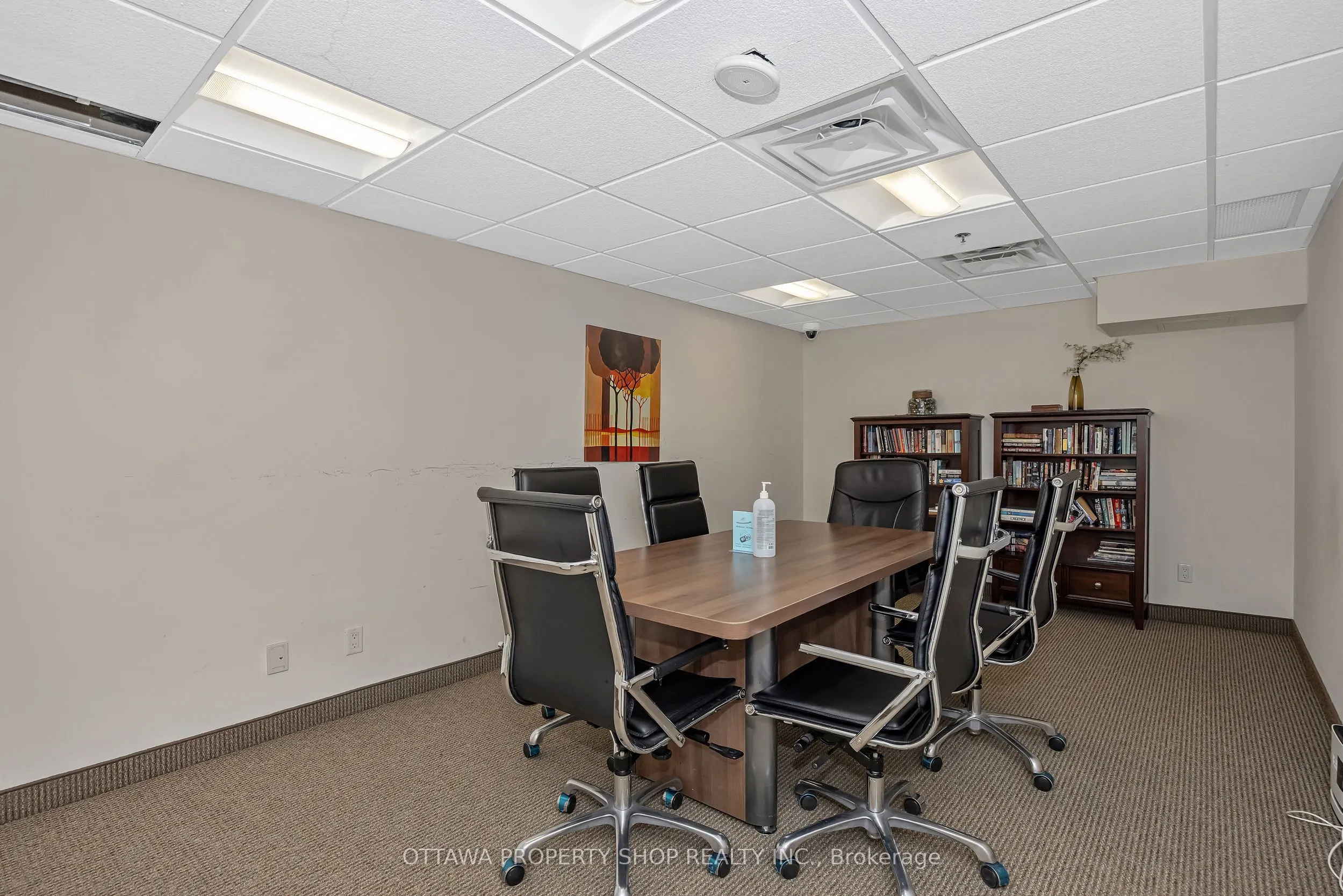 242 Rideau Street