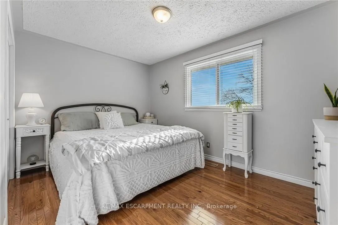 7761 Canborough Road