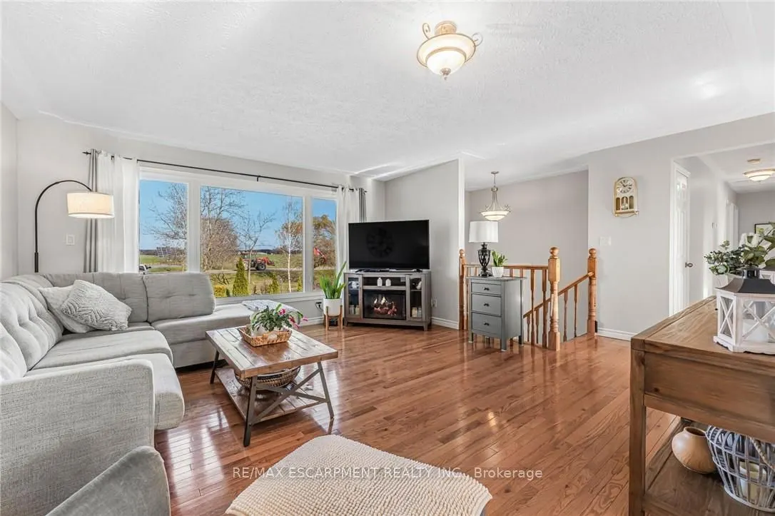 7761 Canborough Road
