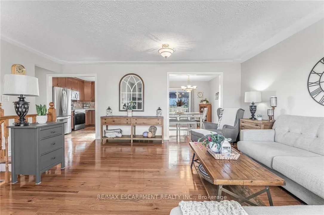 7761 Canborough Road