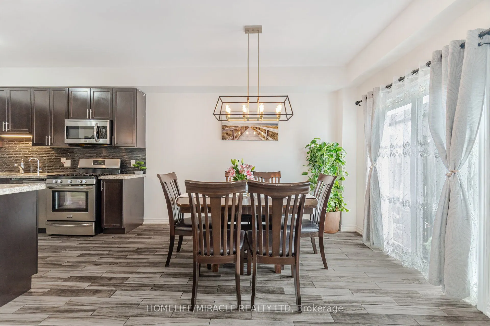 24 Kingsborough Drive