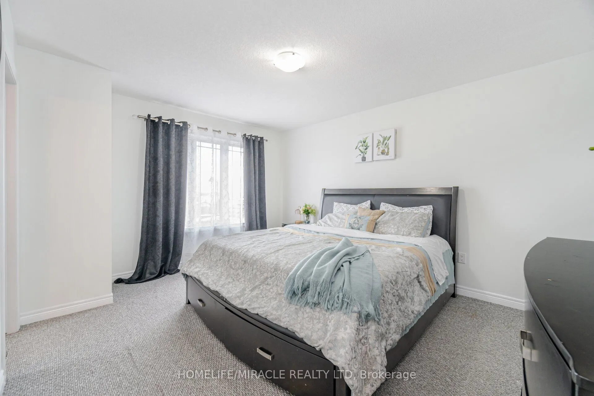 24 Kingsborough Drive