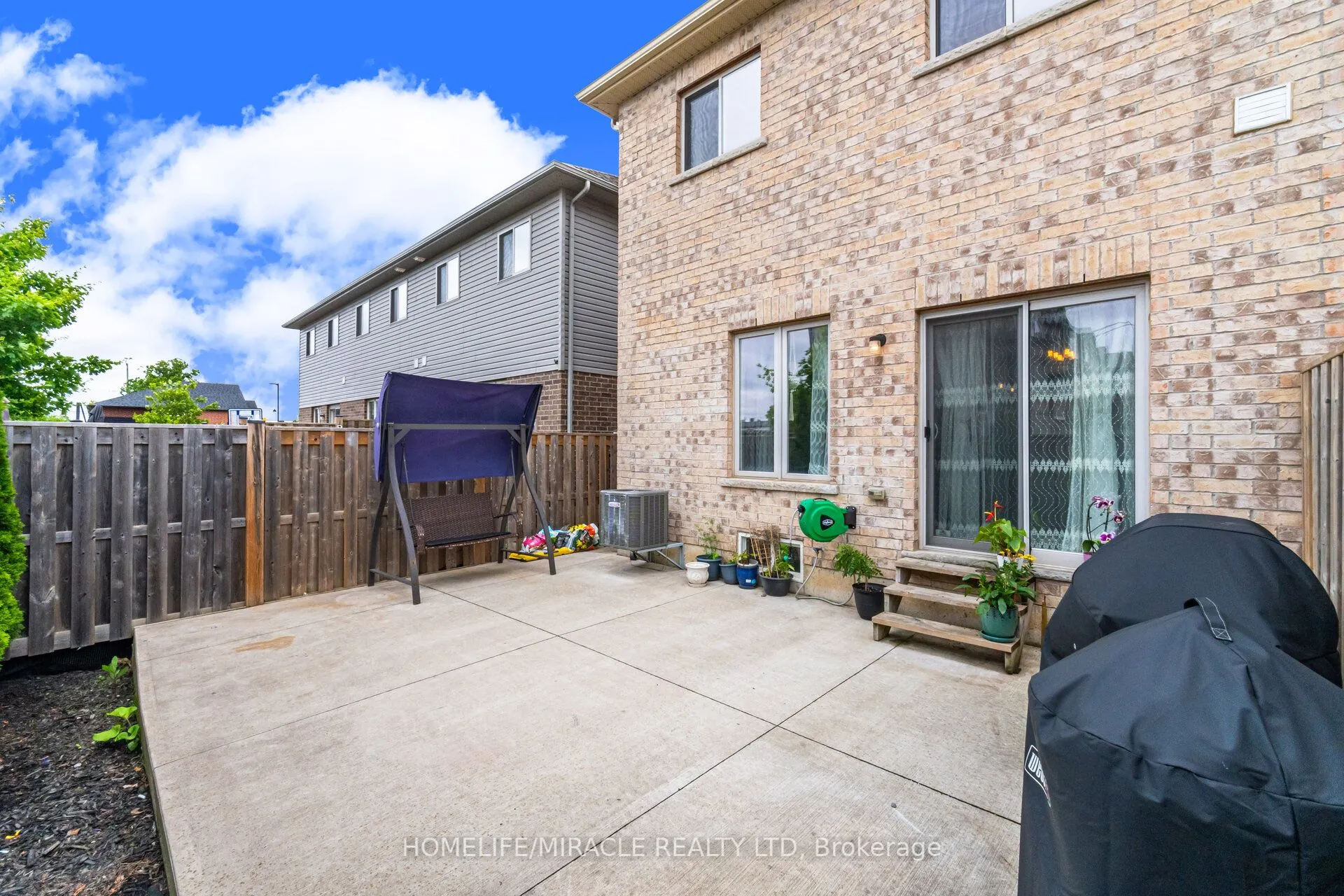 24 Kingsborough Drive