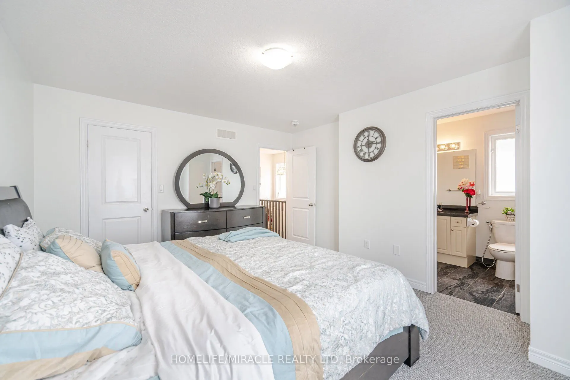 24 Kingsborough Drive