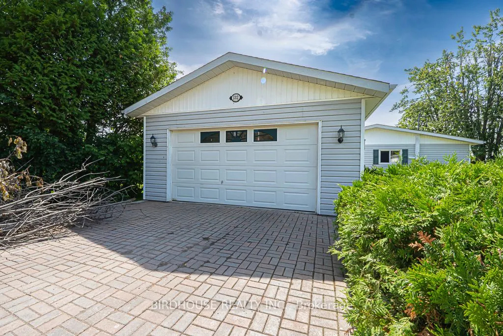 132 Fenelon Drive