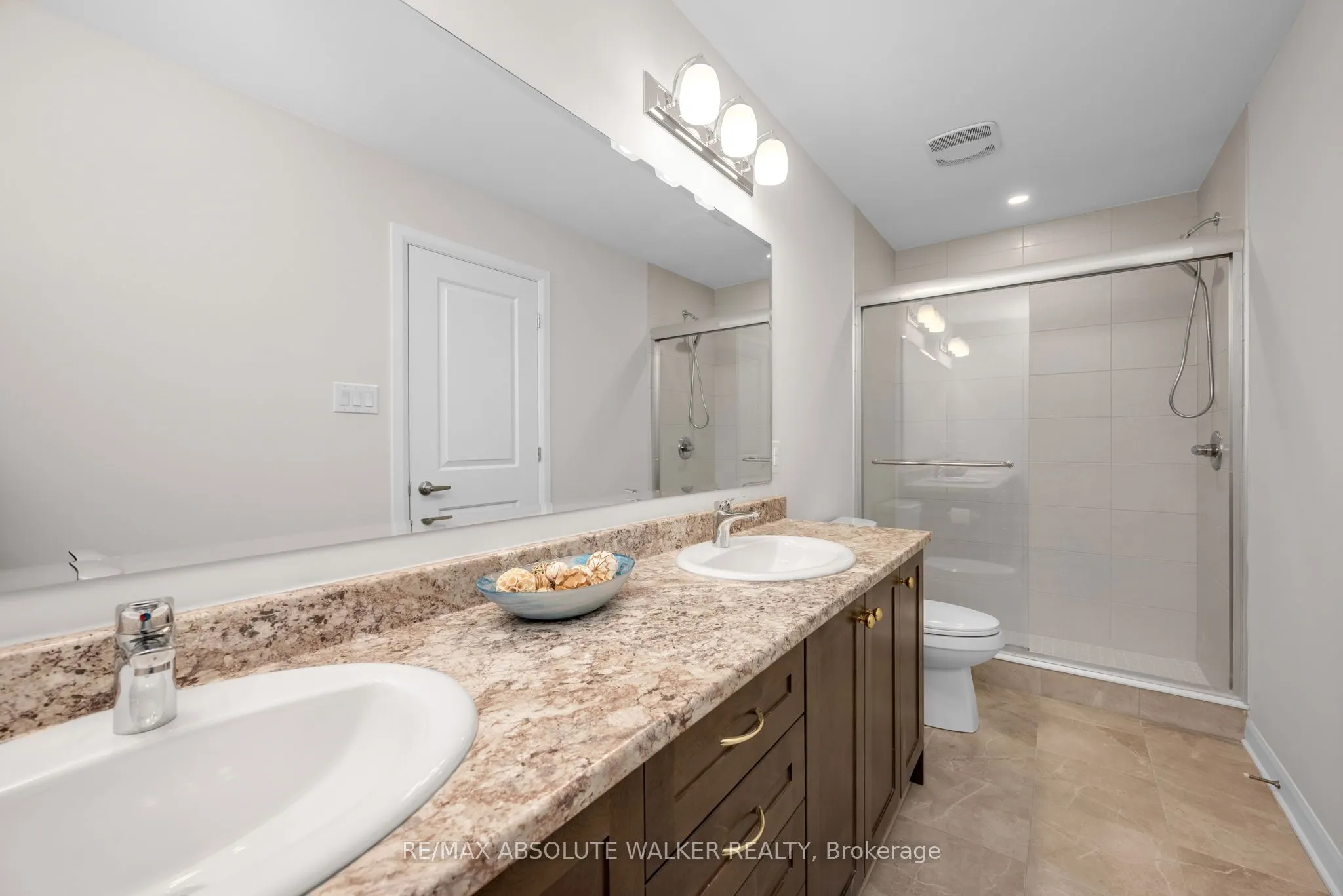 529 Anchor Circle