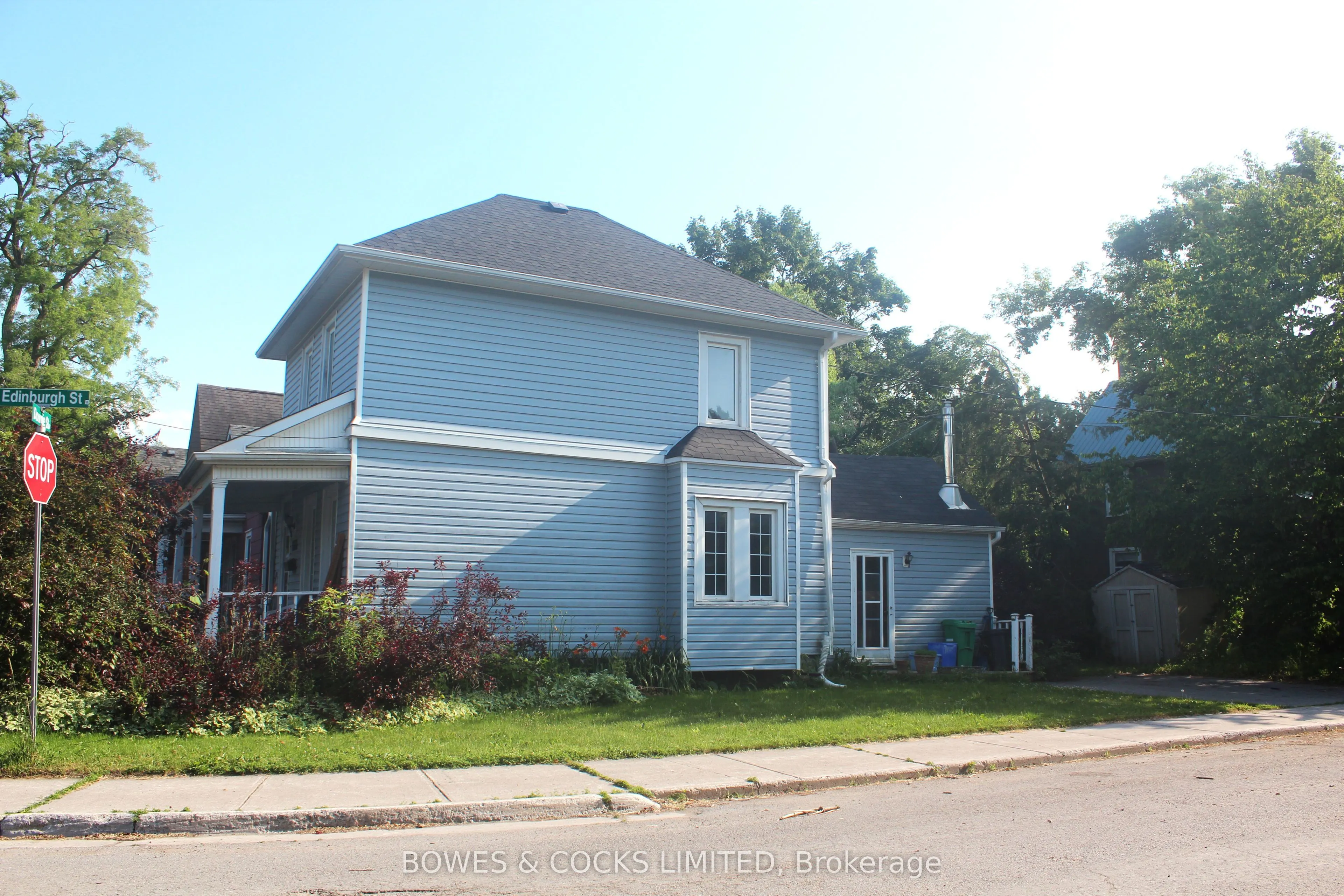 633 Downie Street