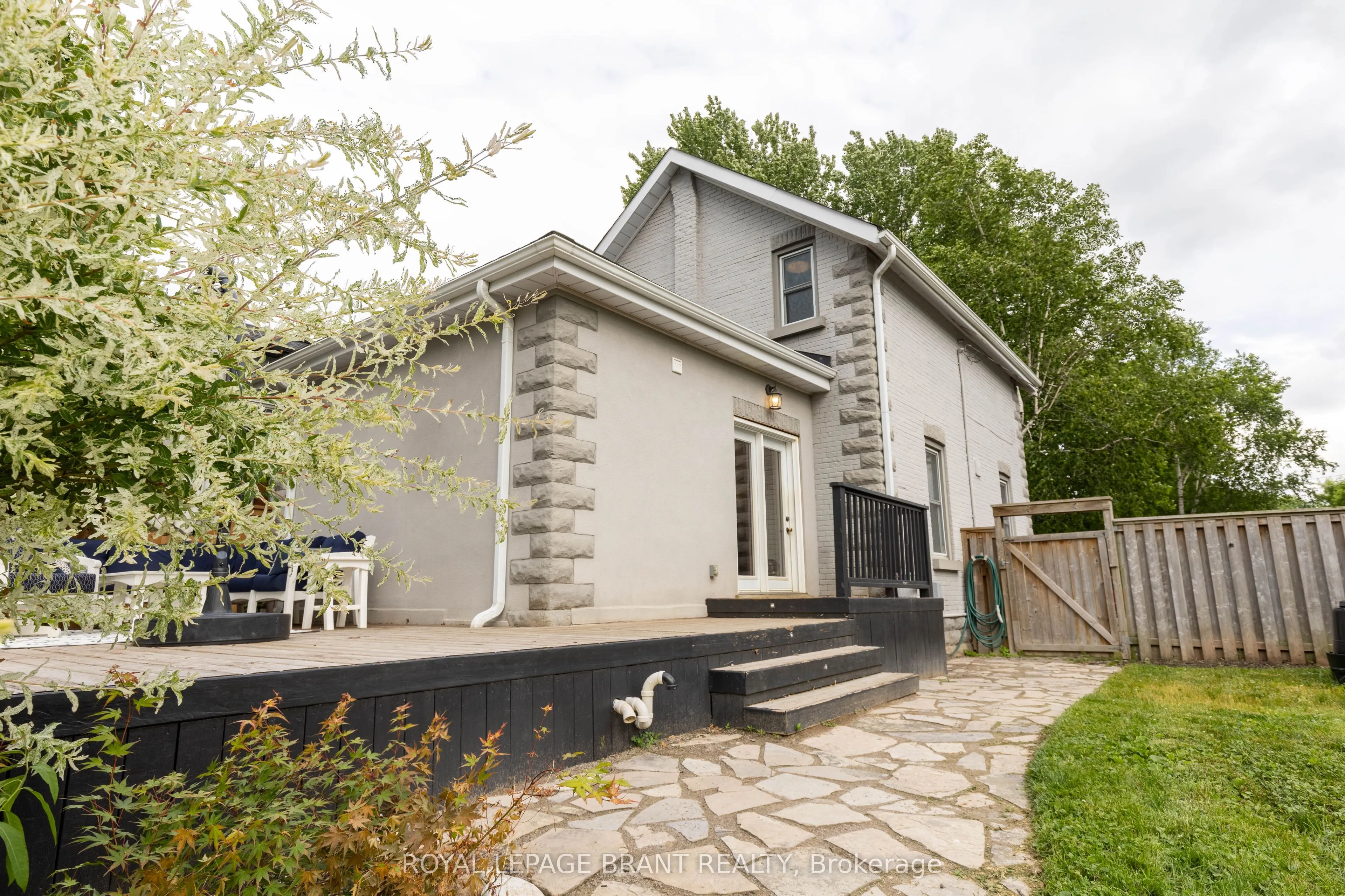 5 Wellington Street