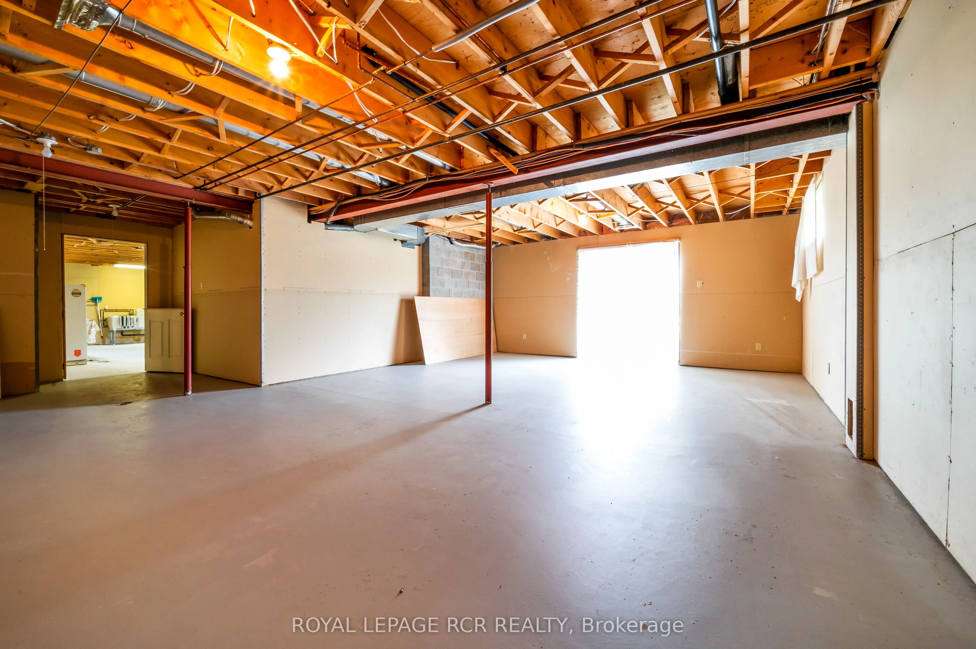 6 Cedar Ridge Court