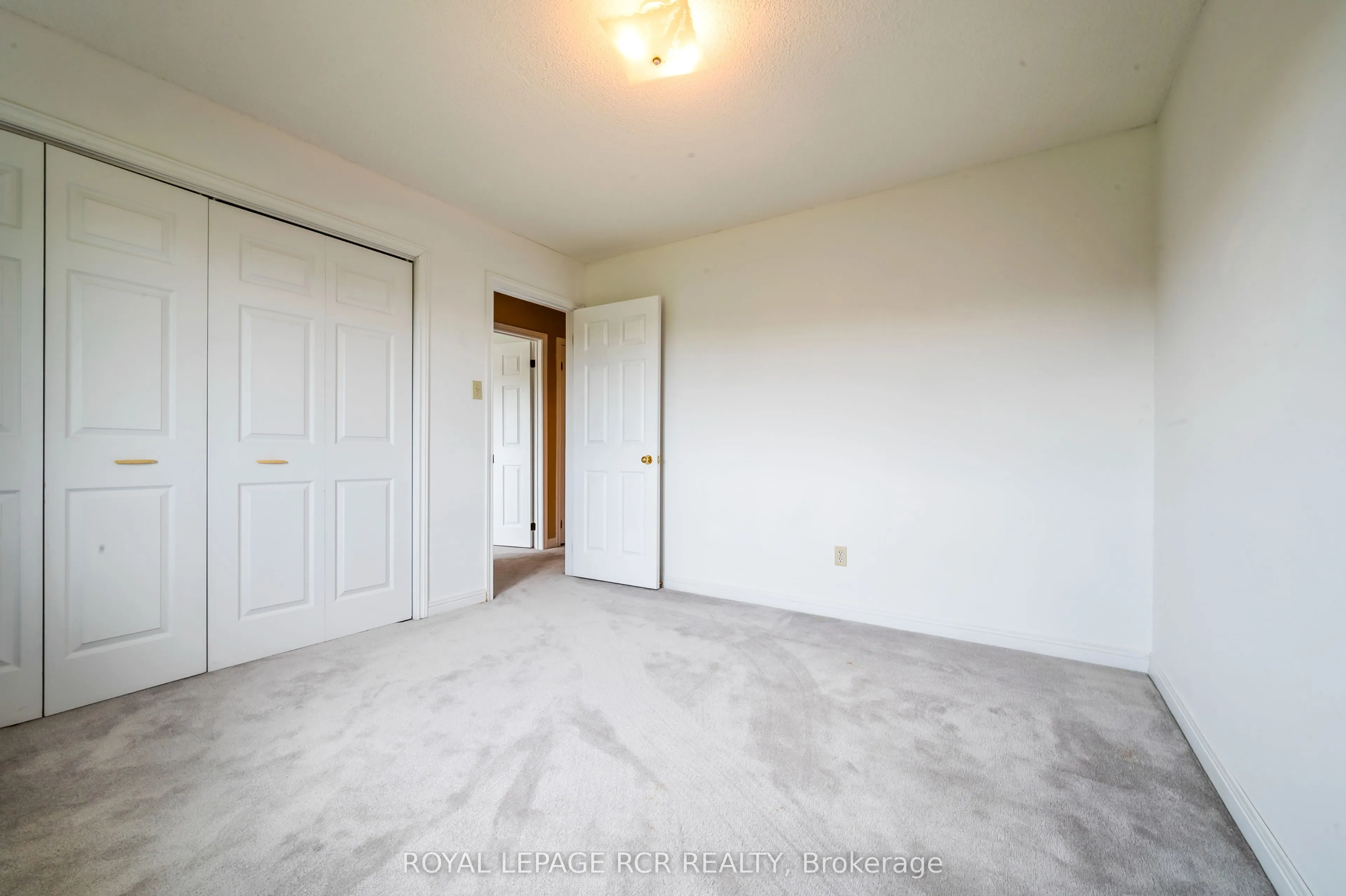 6 Cedar Ridge Court