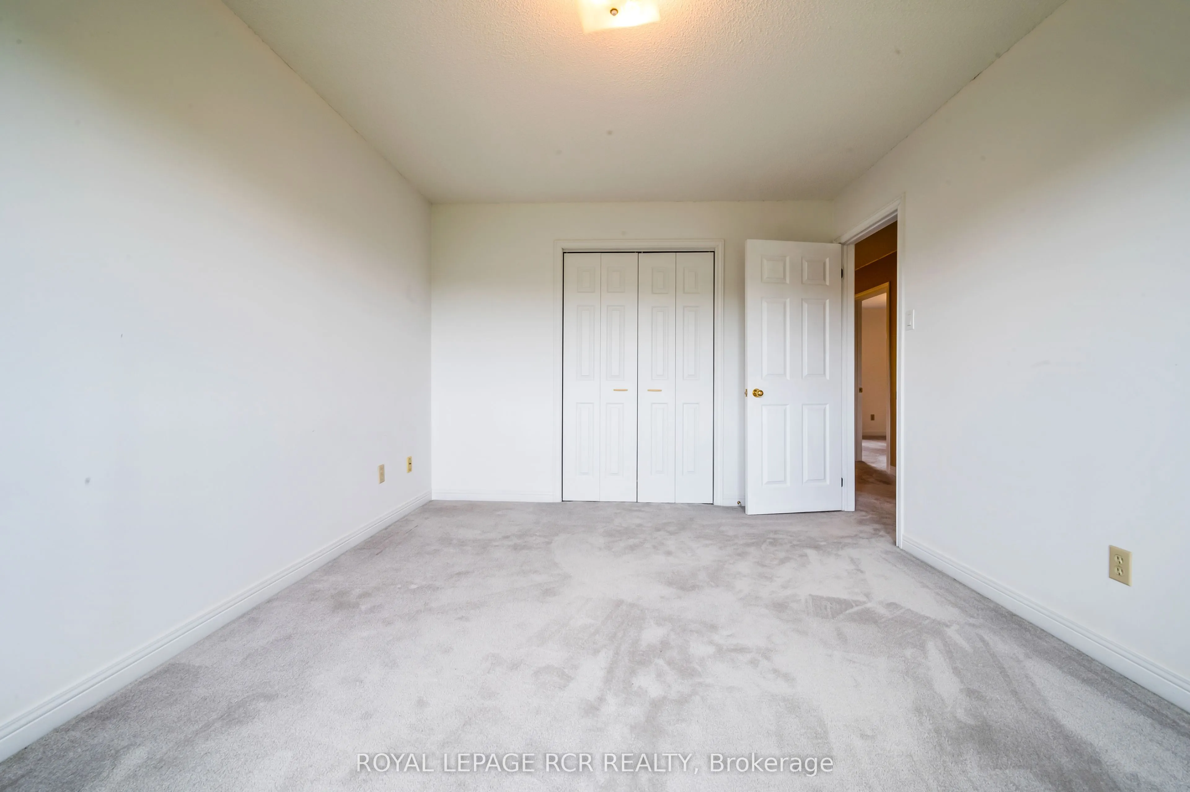 6 Cedar Ridge Court