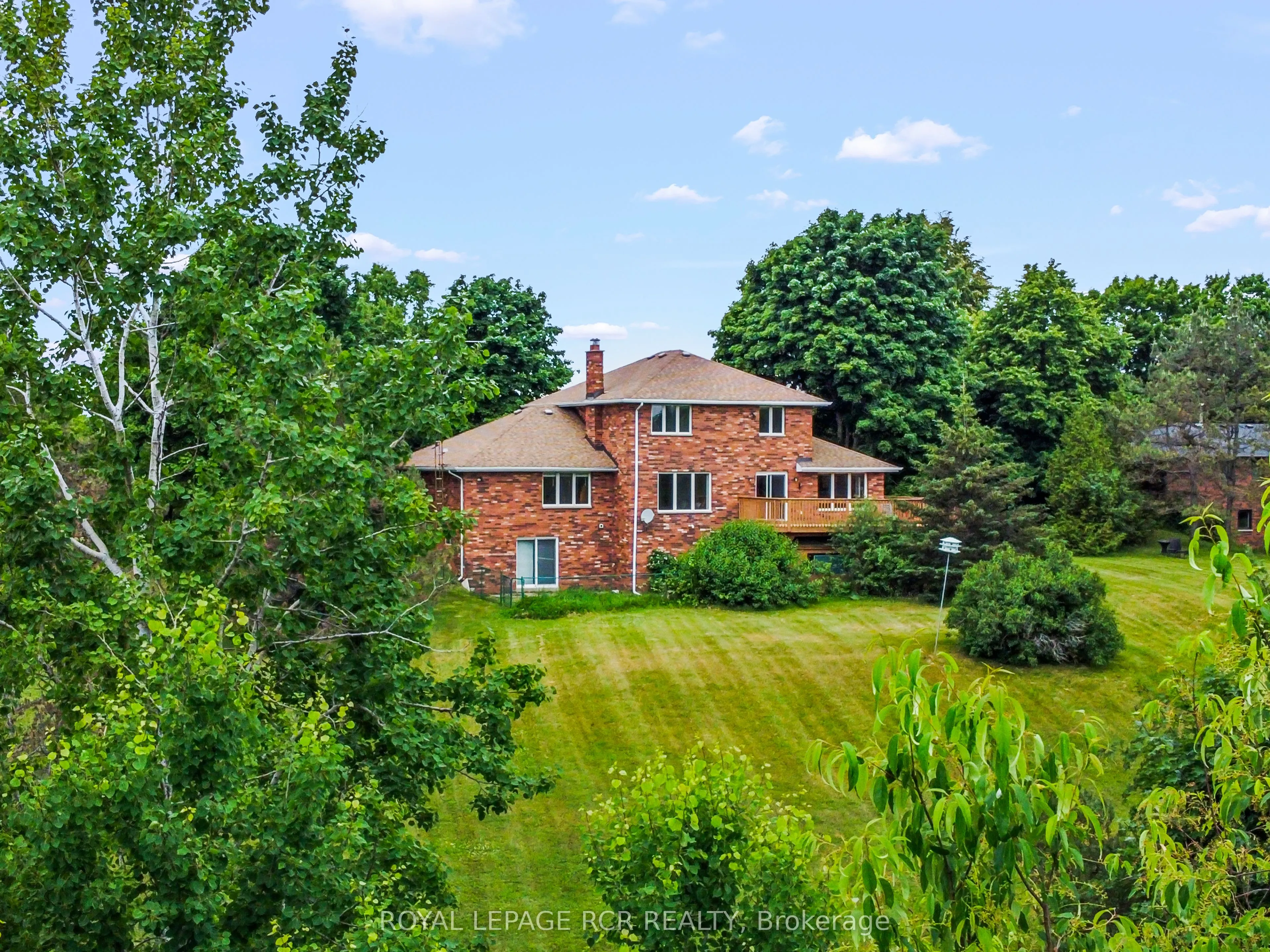 6 Cedar Ridge Court