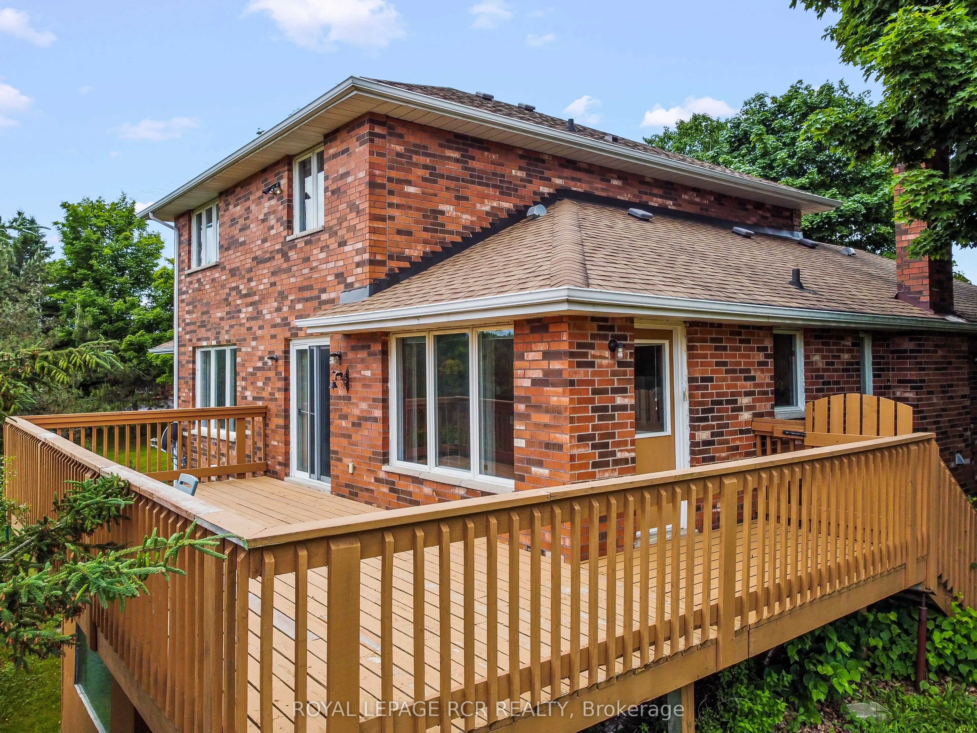 6 Cedar Ridge Court