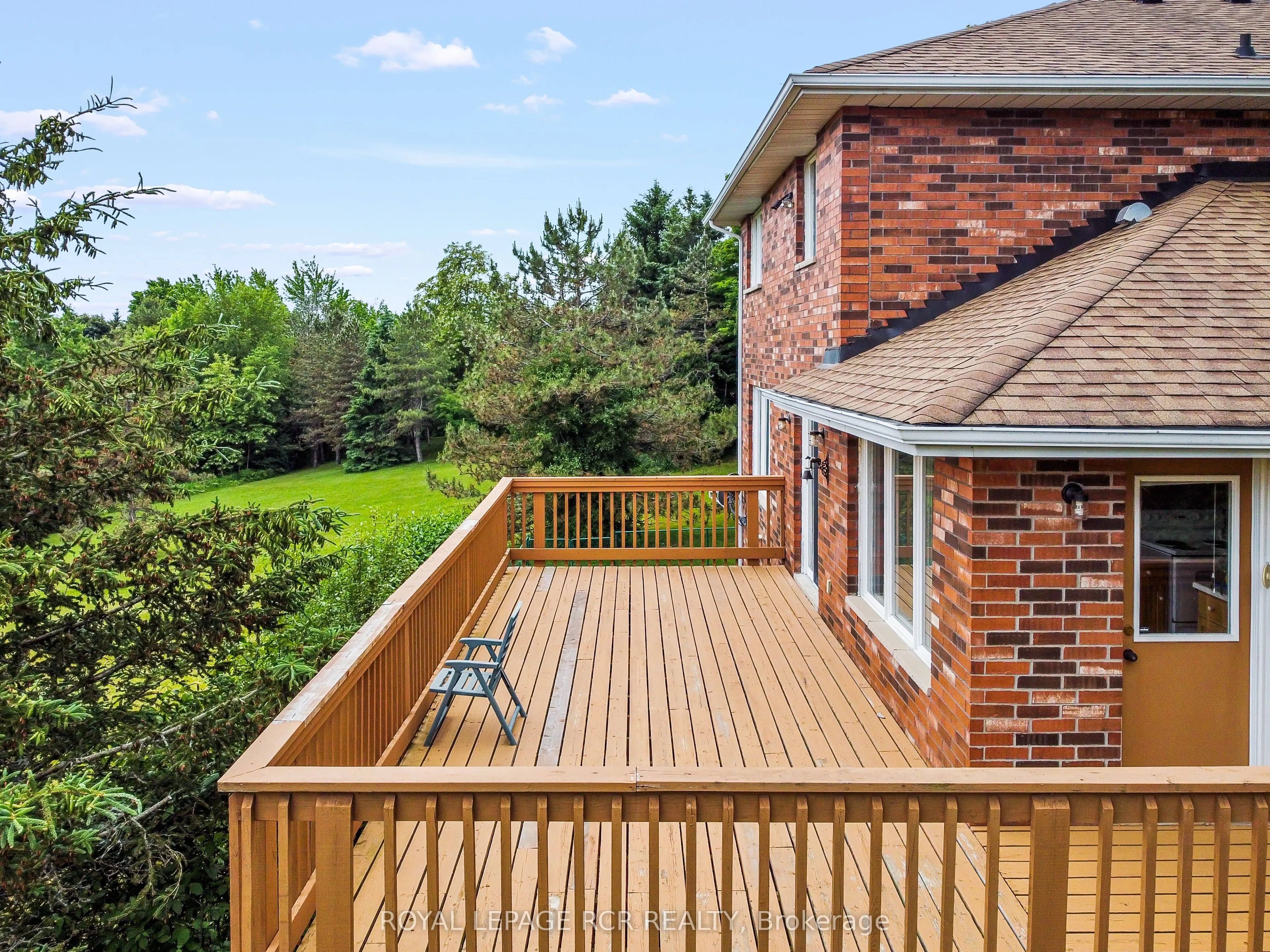 6 Cedar Ridge Court